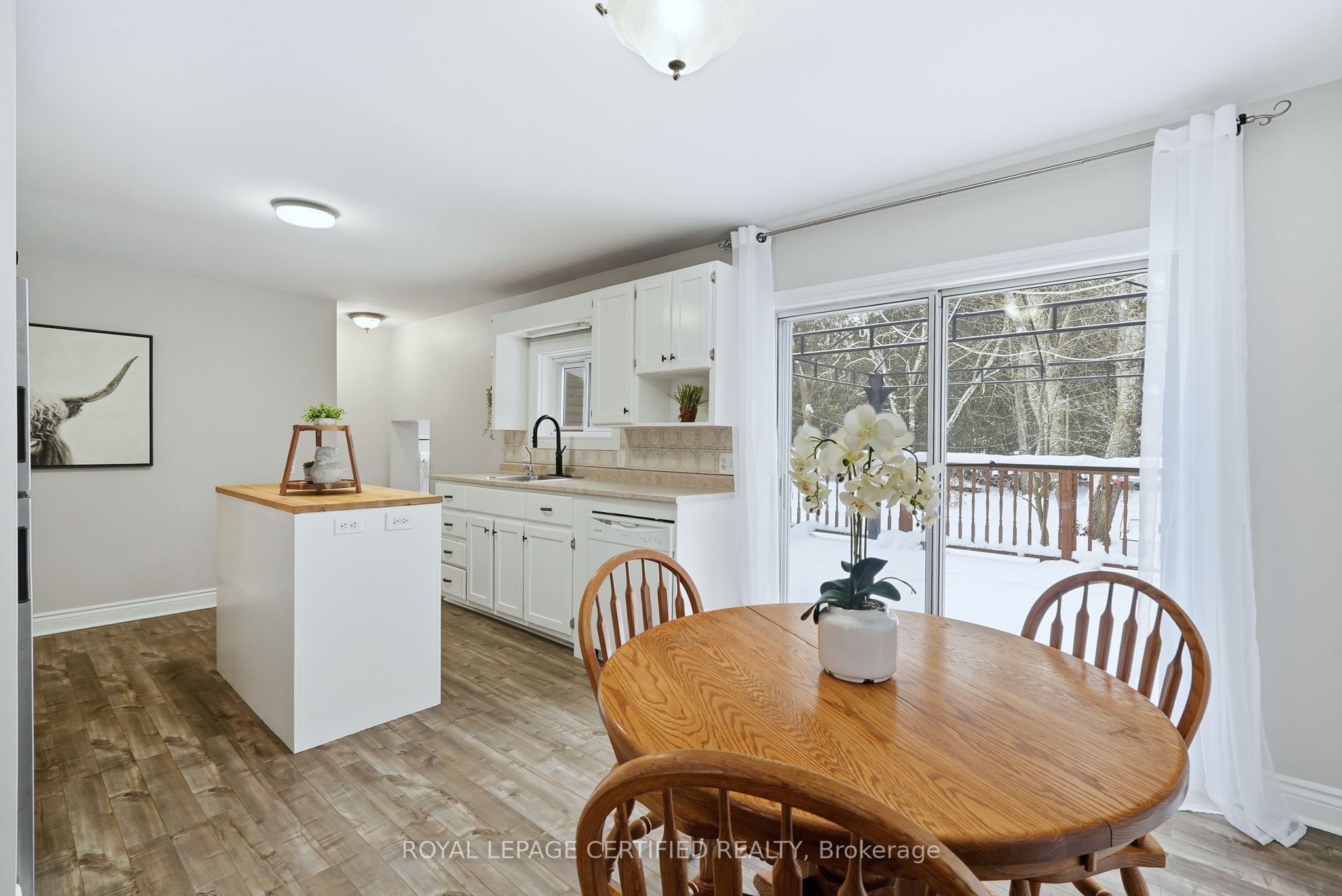 883 7th Avenue Property Photo 13