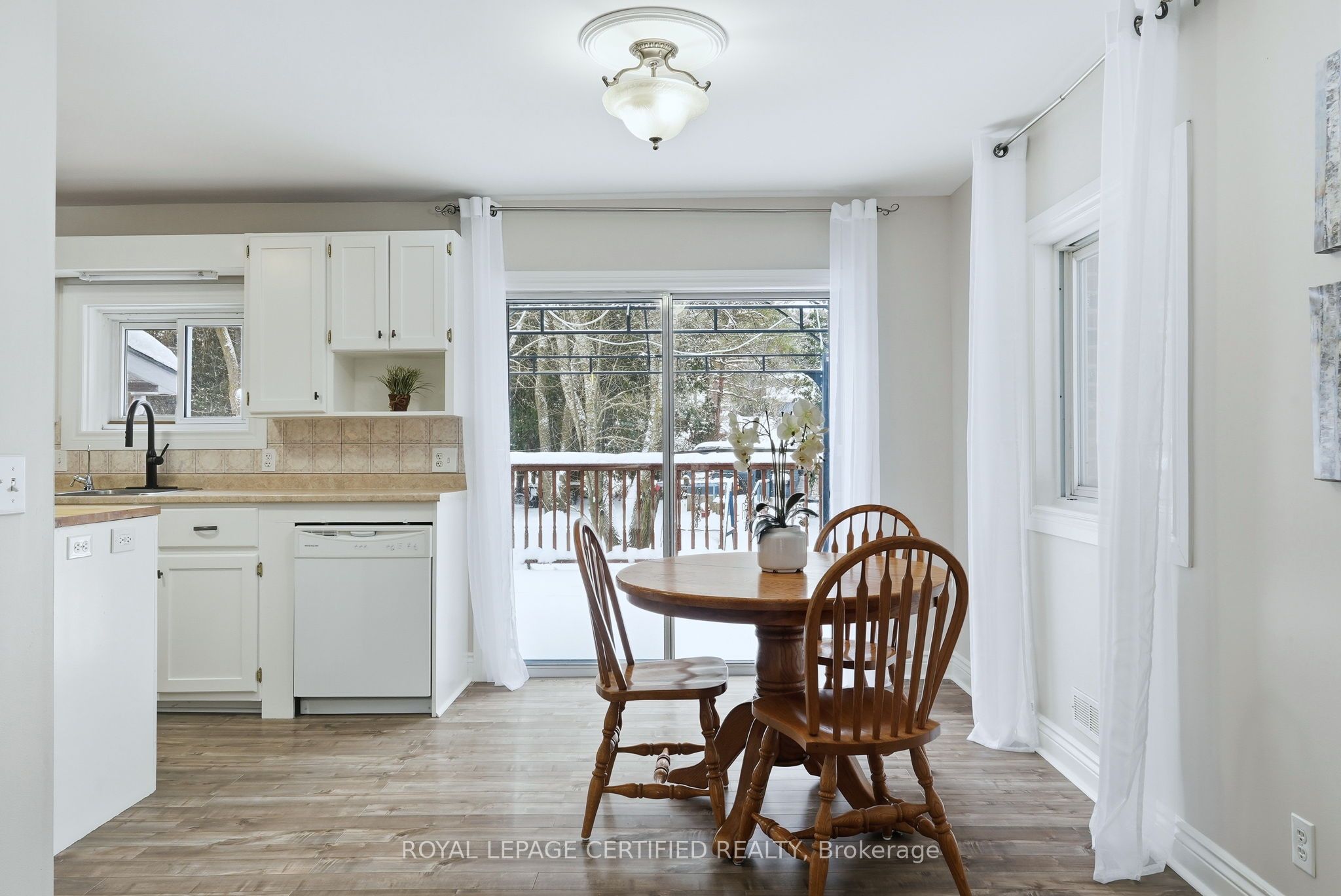 883 7th Avenue Property Photo 14