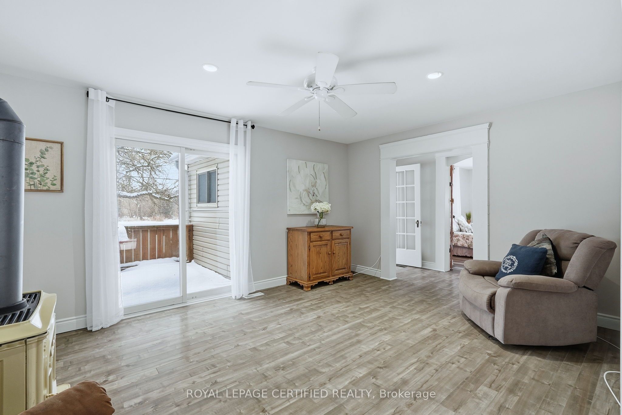 883 7th Avenue Property Photo 15