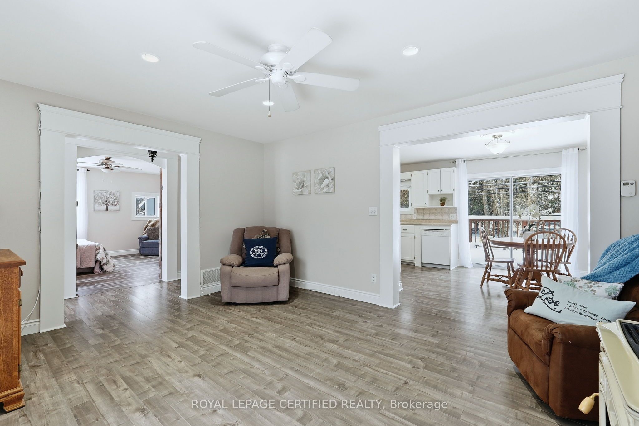 883 7th Avenue Property Photo 16