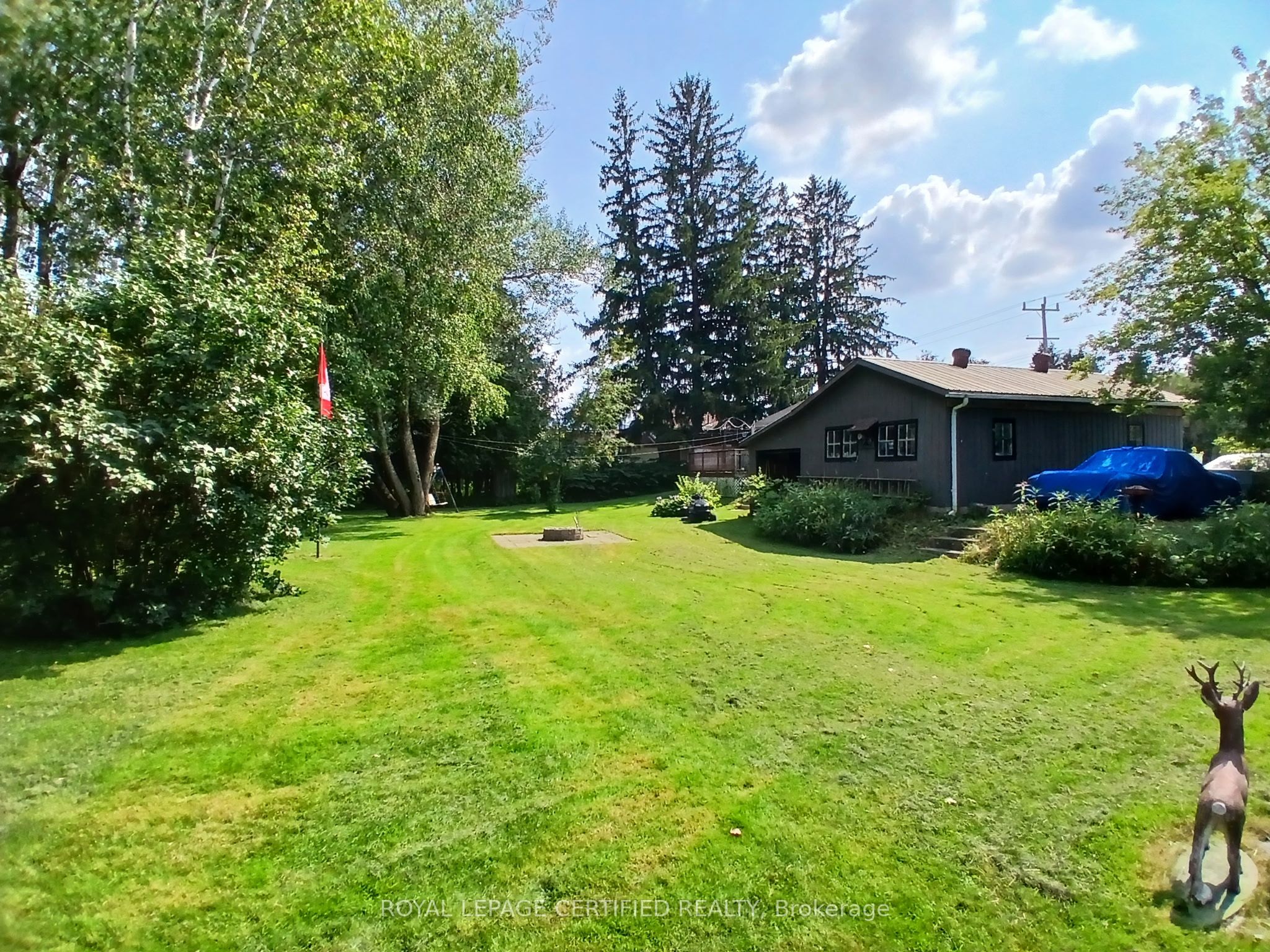 883 7th Avenue Property Photo 35