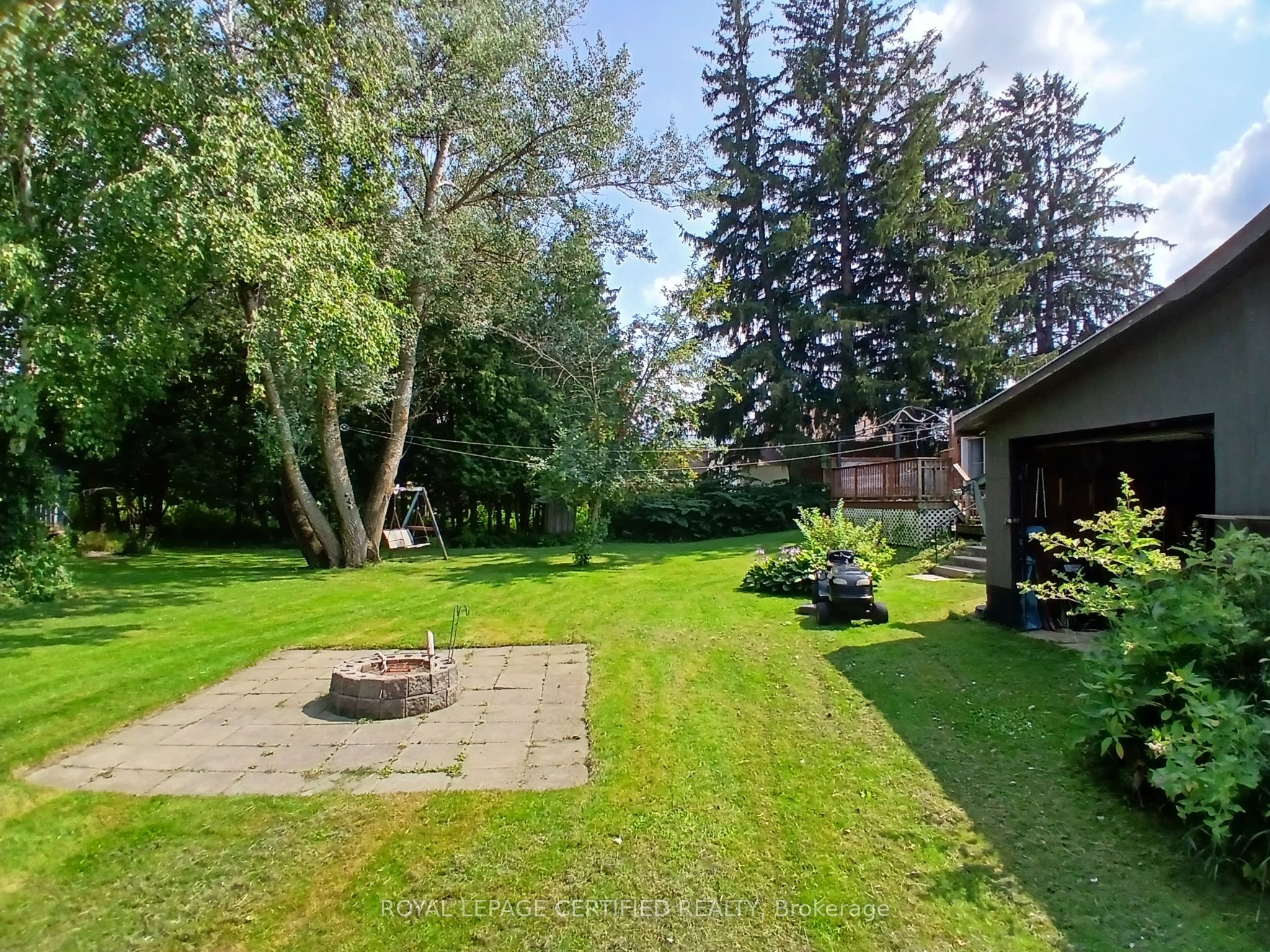 883 7th Avenue Property Photo 39