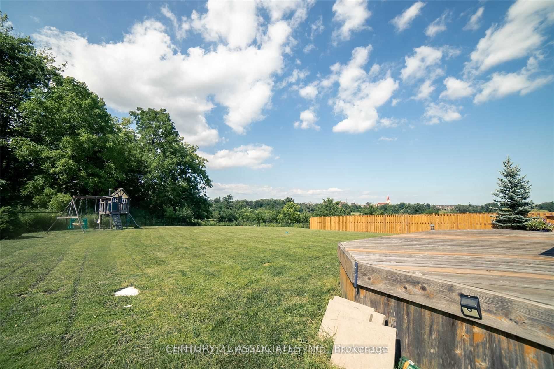 2687 Baker Road Property Photo 3