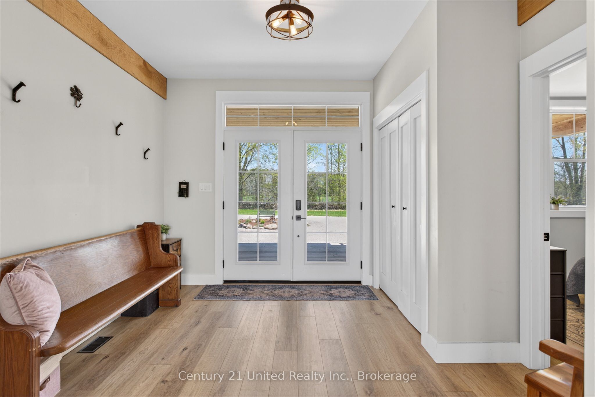 2348 North School Road Property Photo 6
