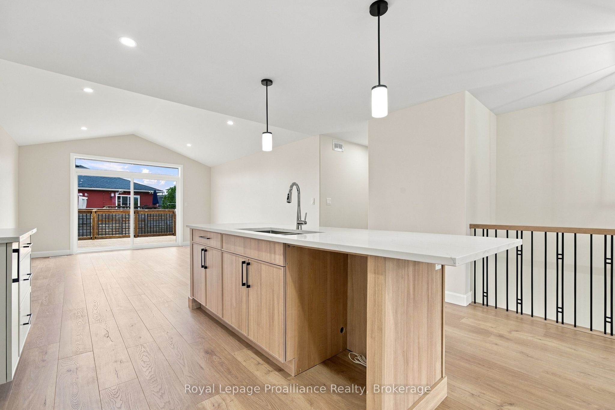 100 Hastings Park Drive Property Photo 11