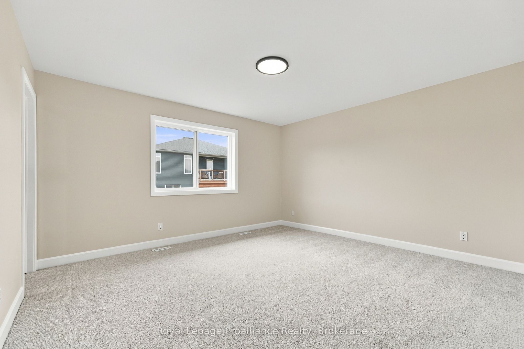 100 Hastings Park Drive Property Photo 19
