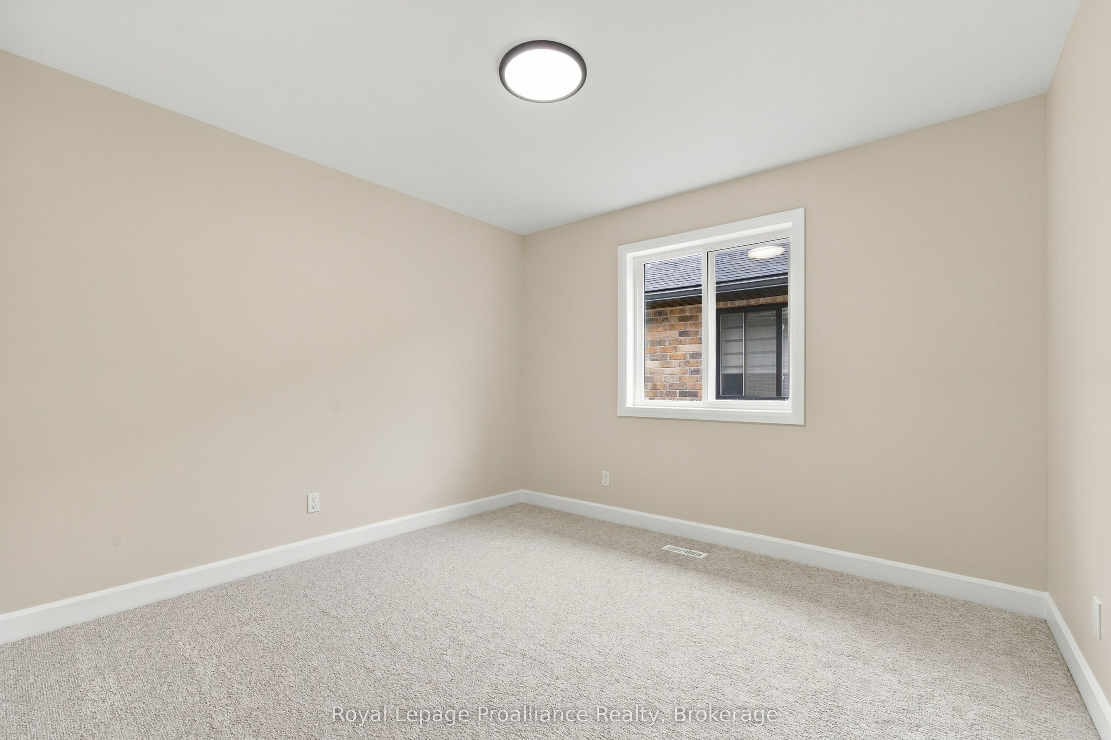 100 Hastings Park Drive Property Photo 24
