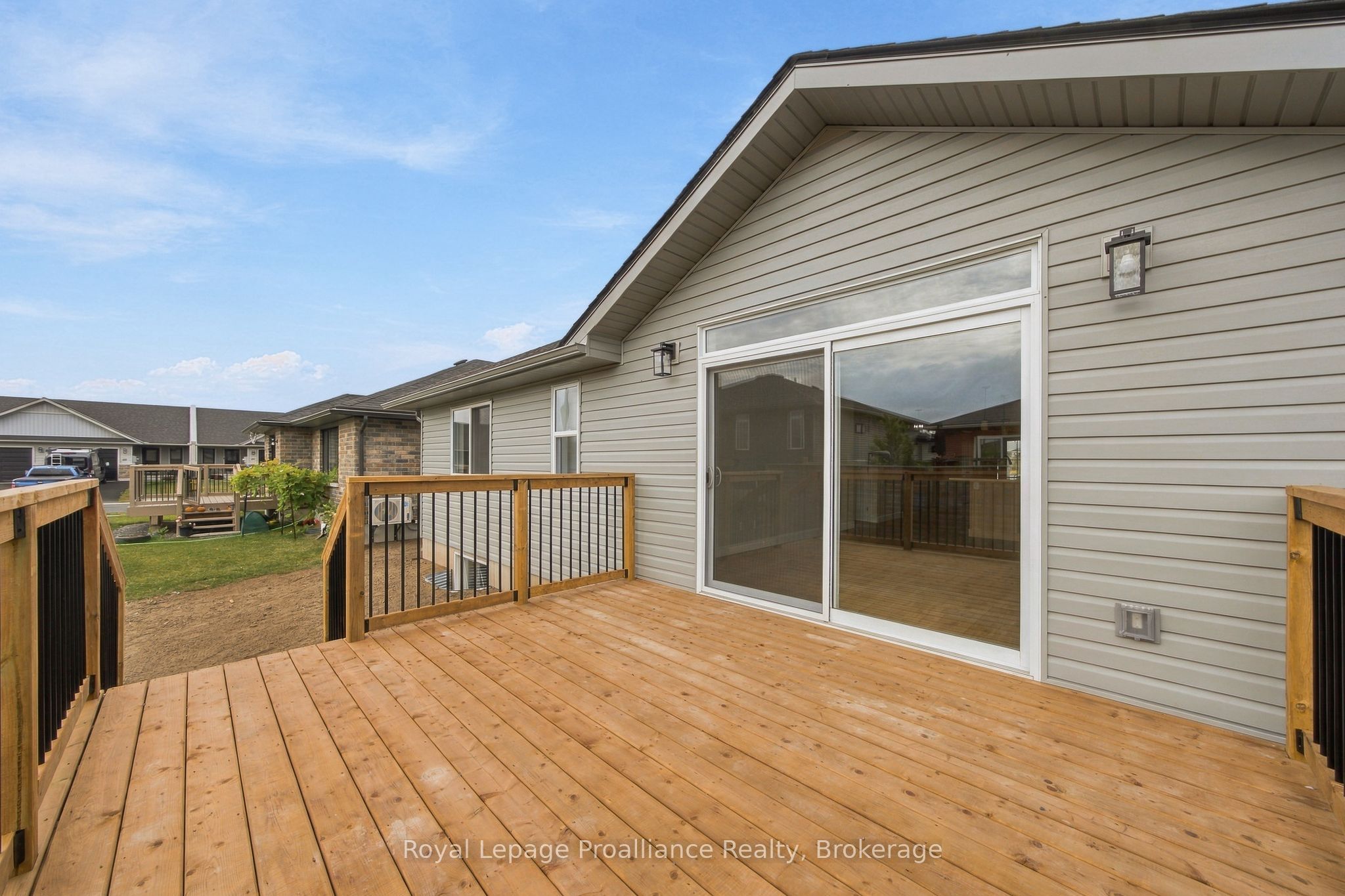 100 Hastings Park Drive Property Photo 32