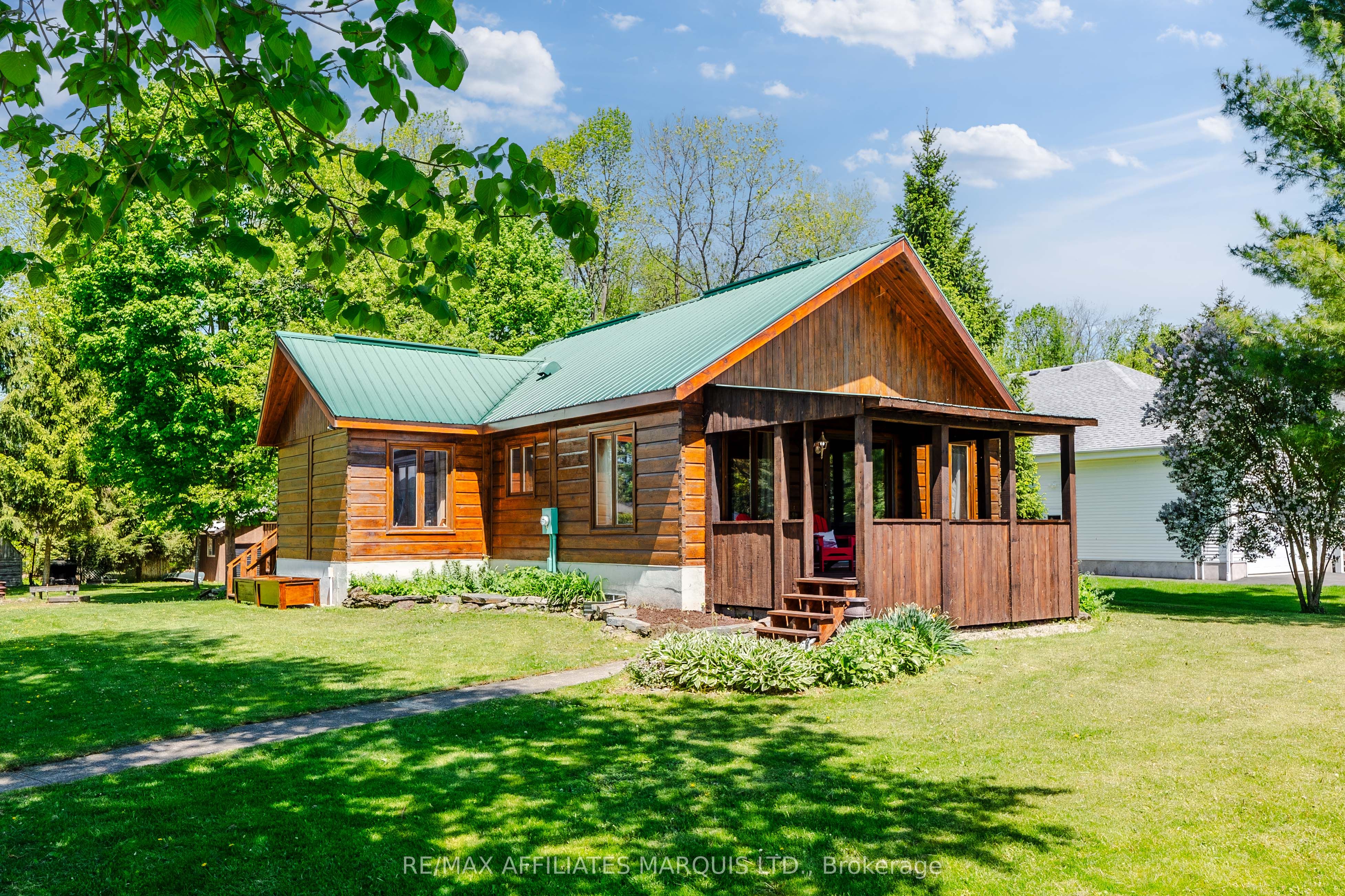 6571 Tree Haven Road Property Photo 1