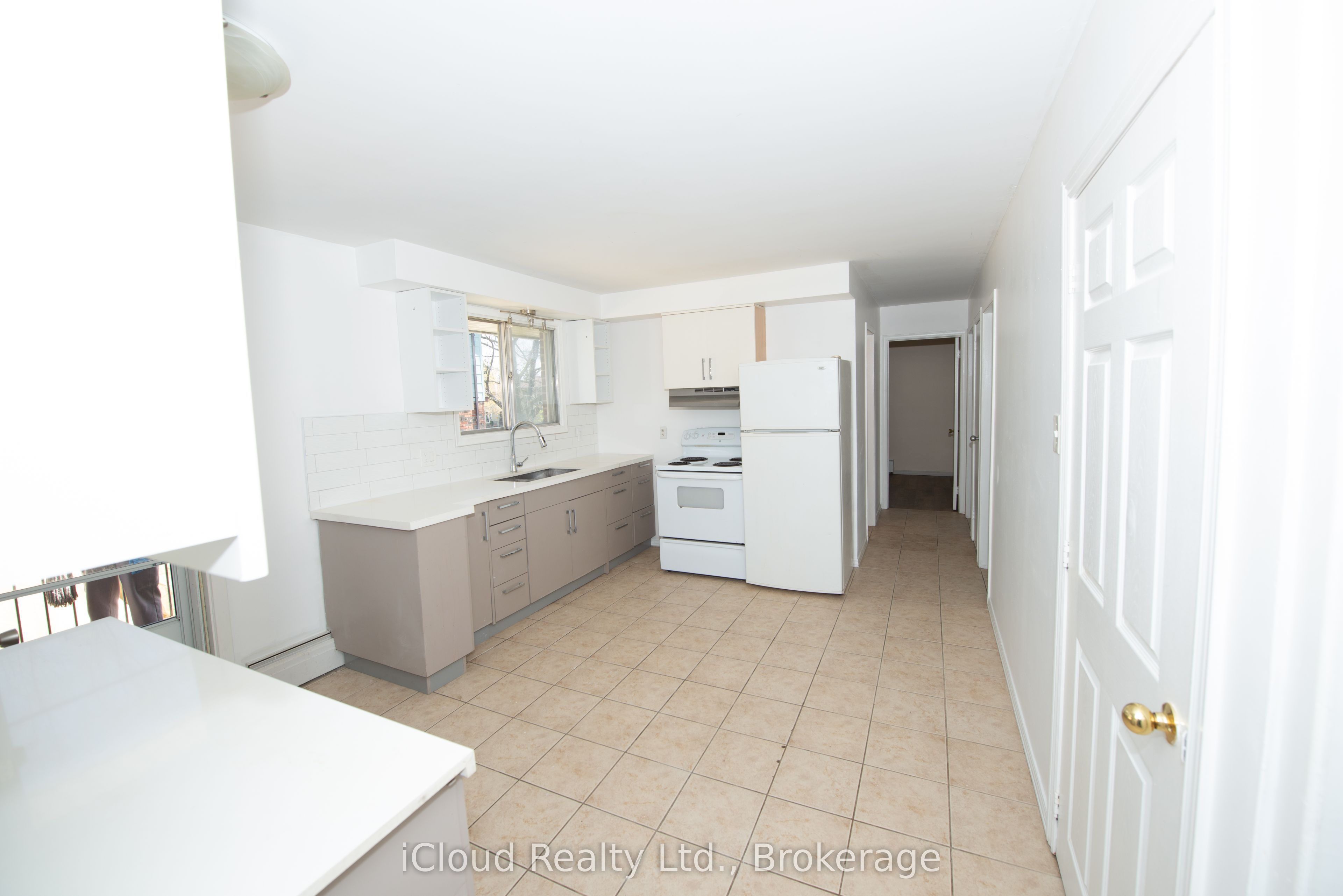 536 Glen Forrest Boulevard Property Photo 2