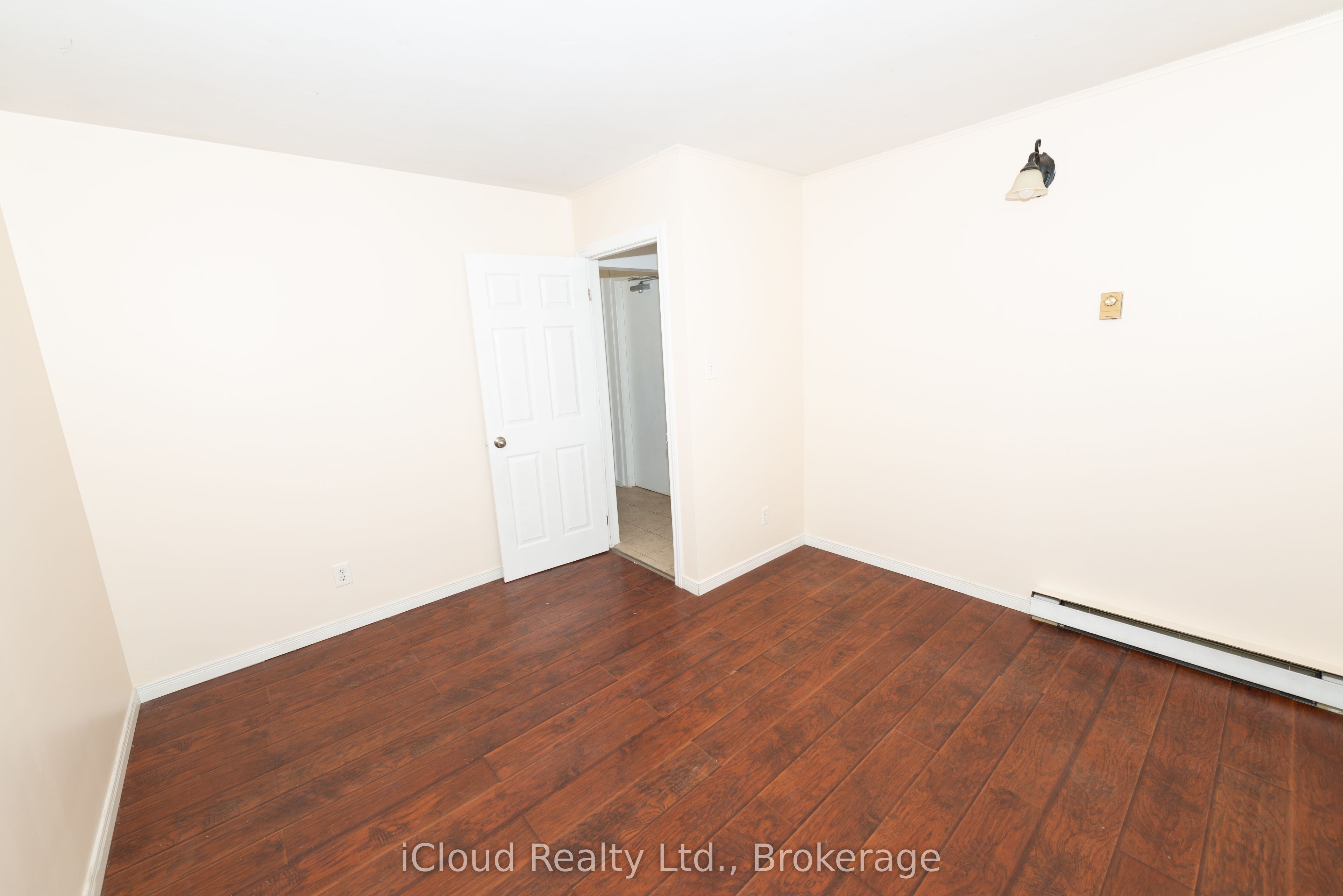 536 Glen Forrest Boulevard Property Photo 10