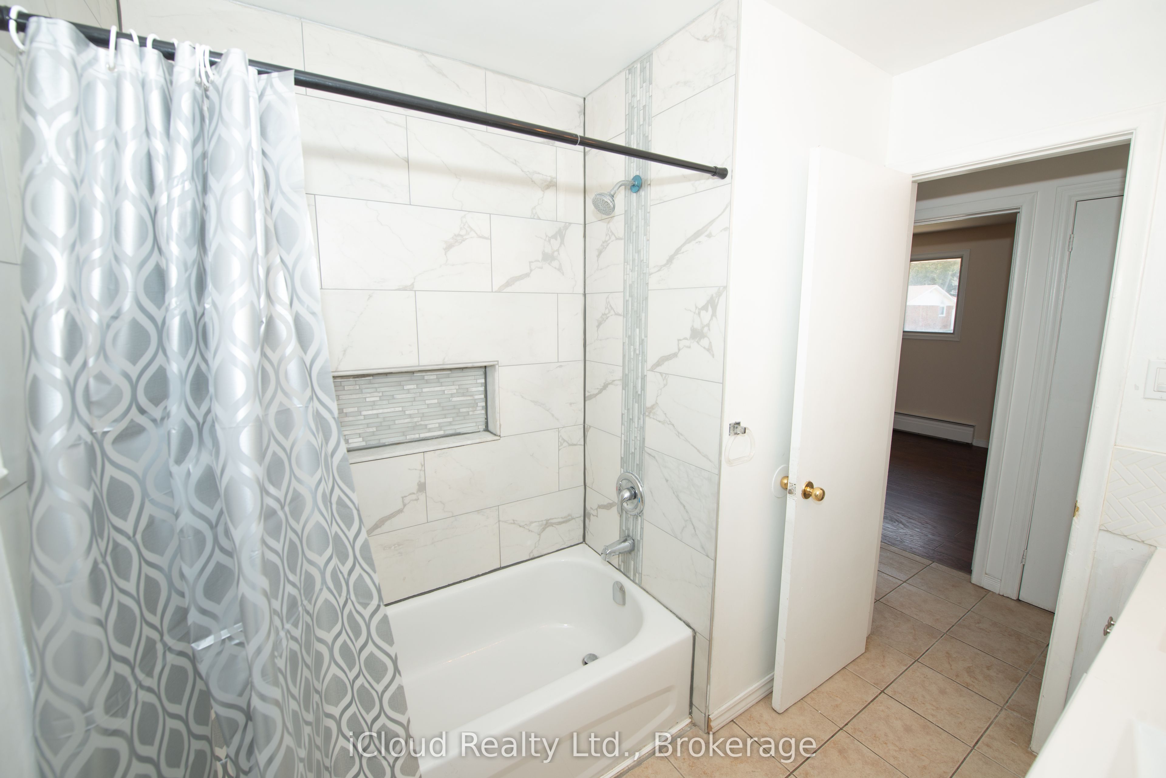 536 Glen Forrest Boulevard Property Photo 15