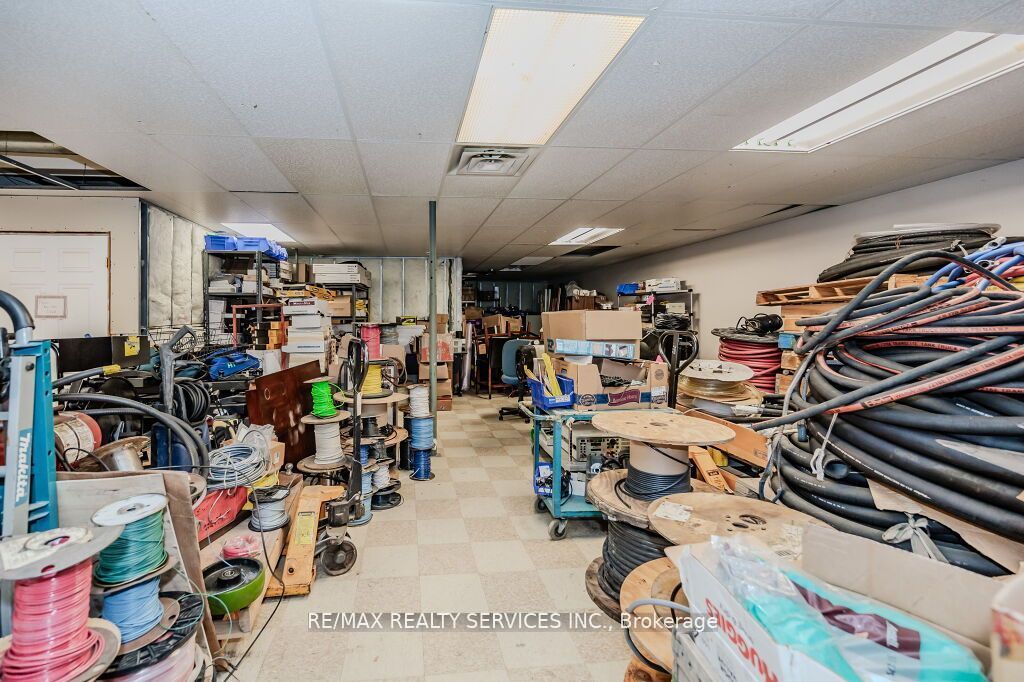 3590 Lobsinger Line 2 Property Photo 19
