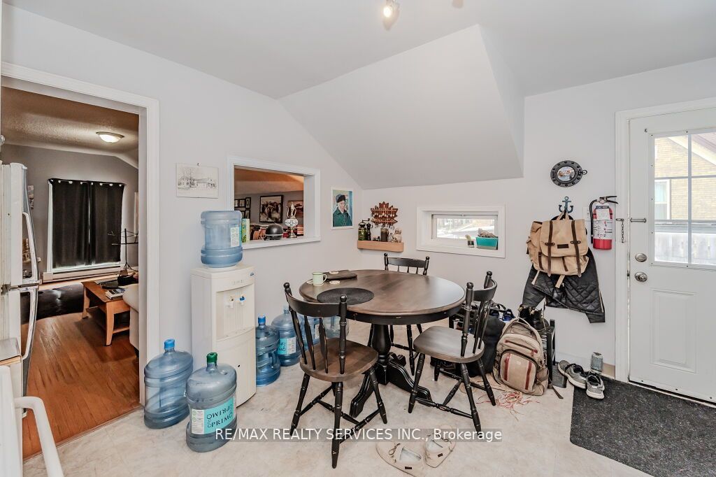 3590 Lobsinger Line 2 Property Photo 24