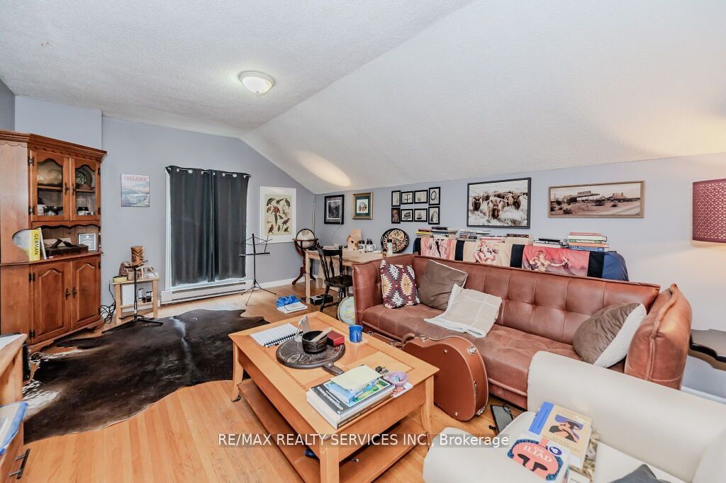 3590 Lobsinger Line 2 Property Photo 25