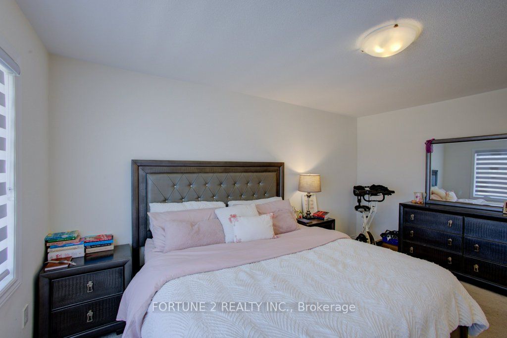 22 Dass Drive W Property Photo 25
