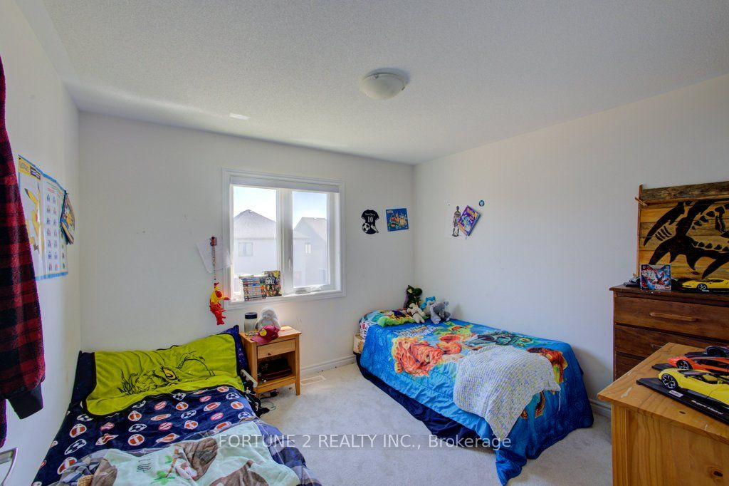 22 Dass Drive W Property Photo 28