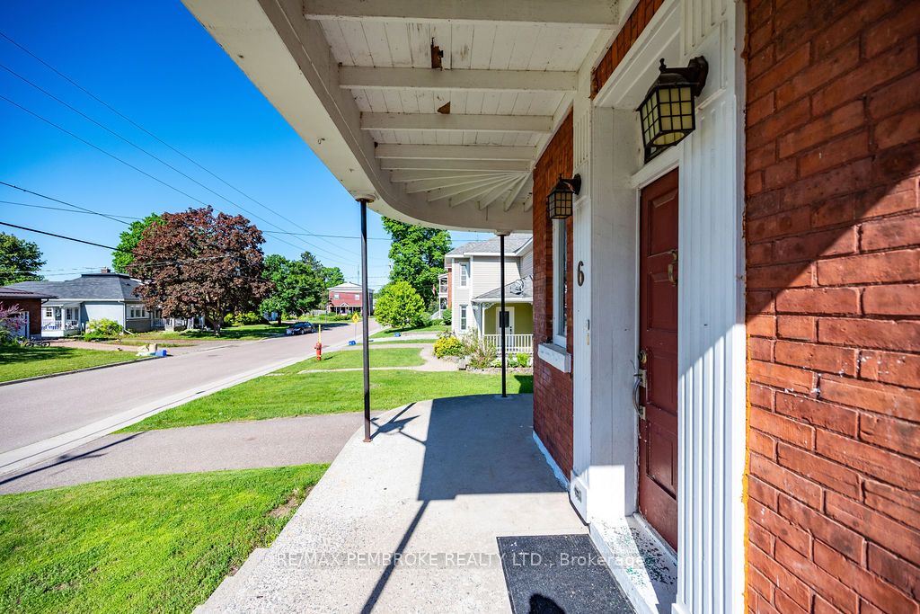 6 True Love Street Property Photo 37