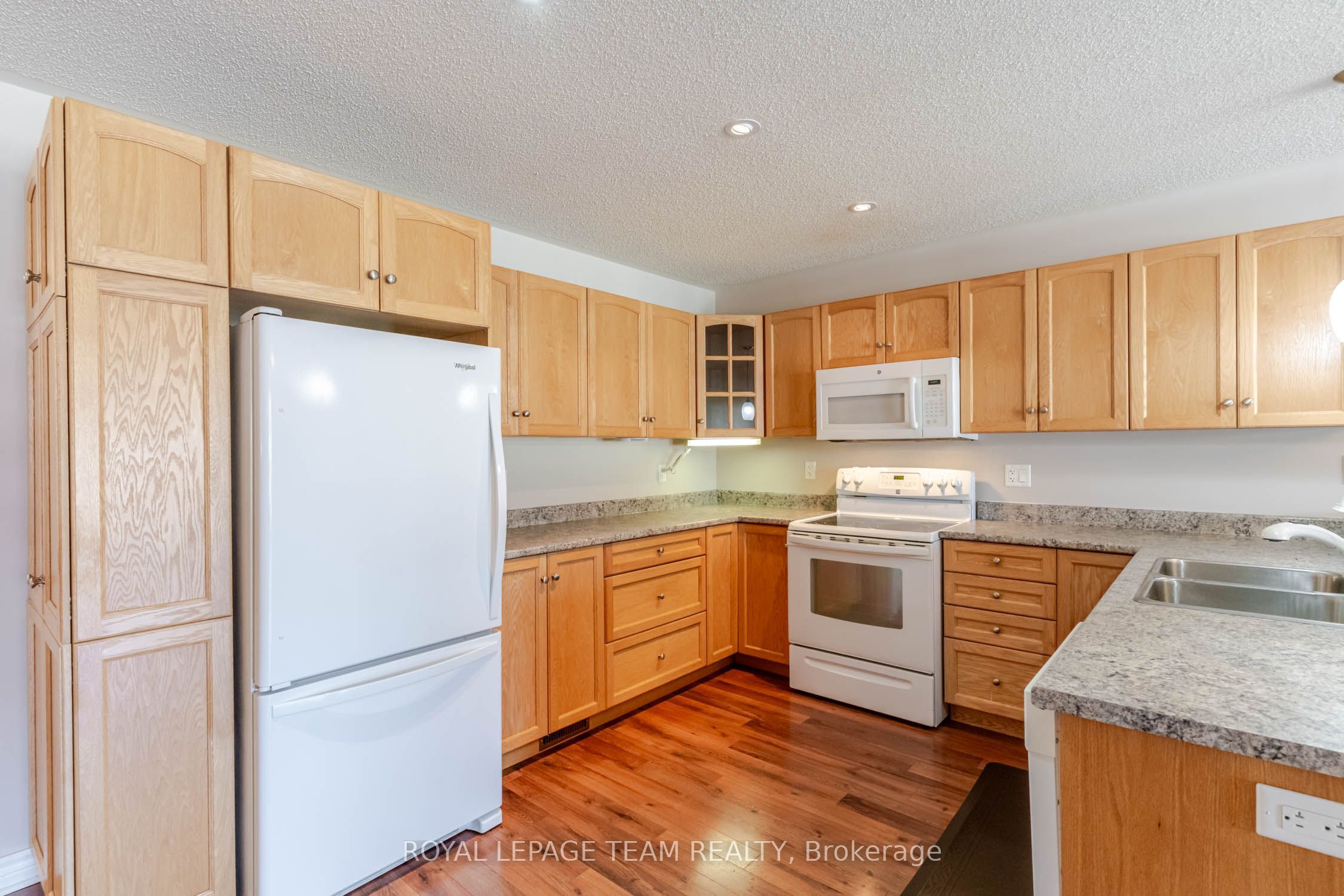 511 Kilburn Street Property Photo 7