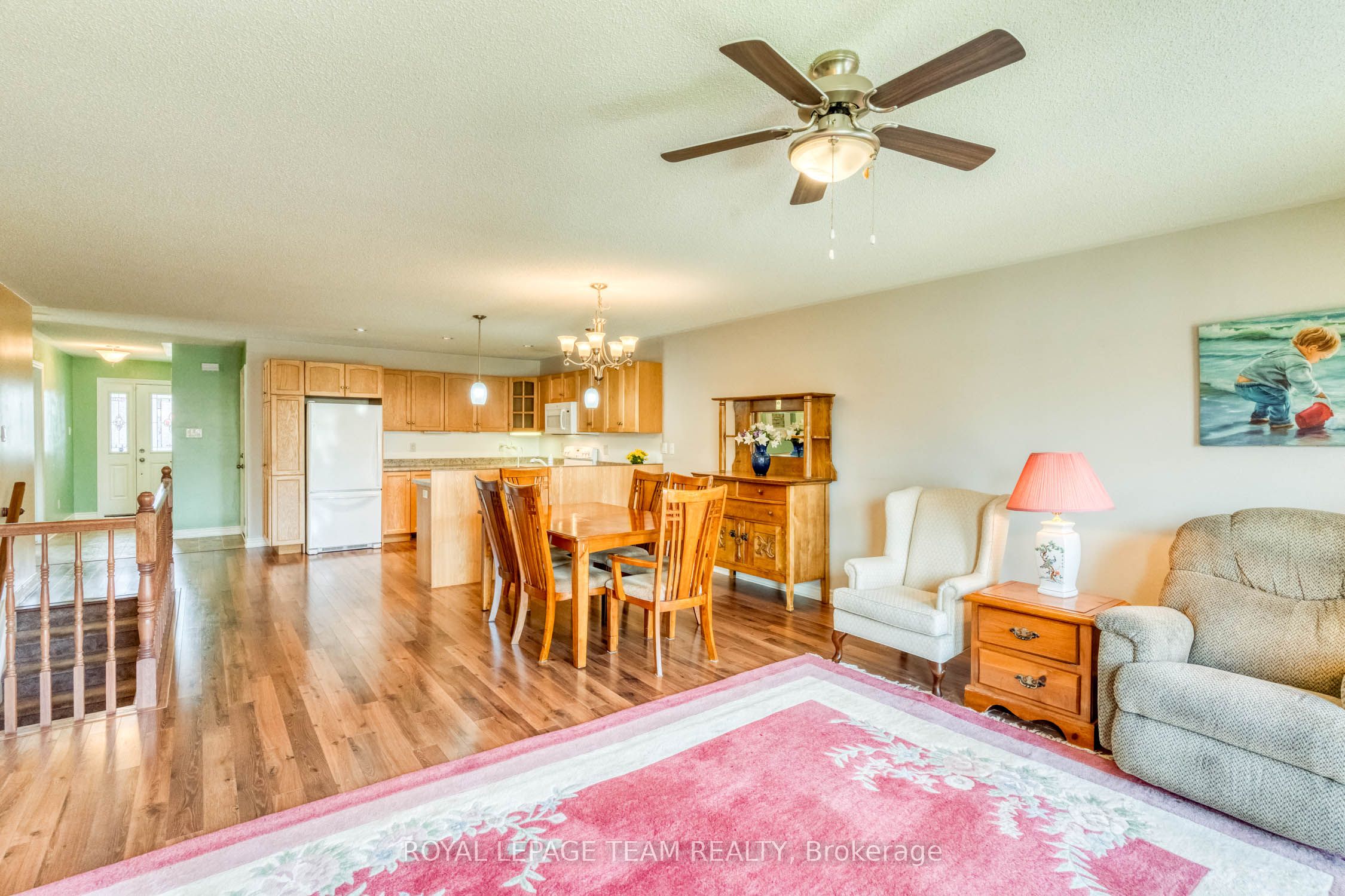 511 Kilburn Street Property Photo 11