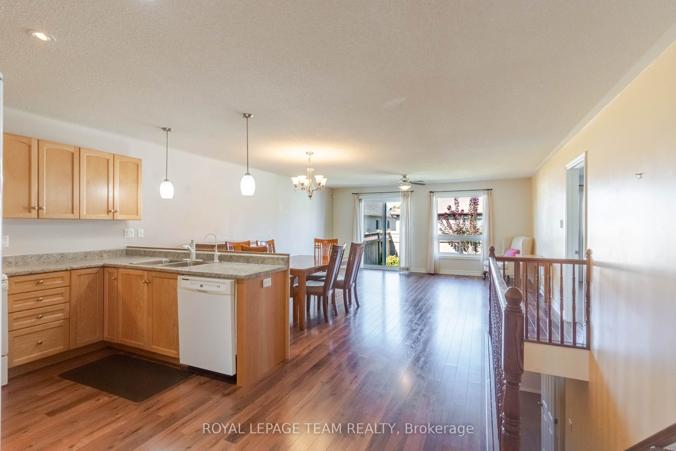 511 Kilburn Street Property Photo 13