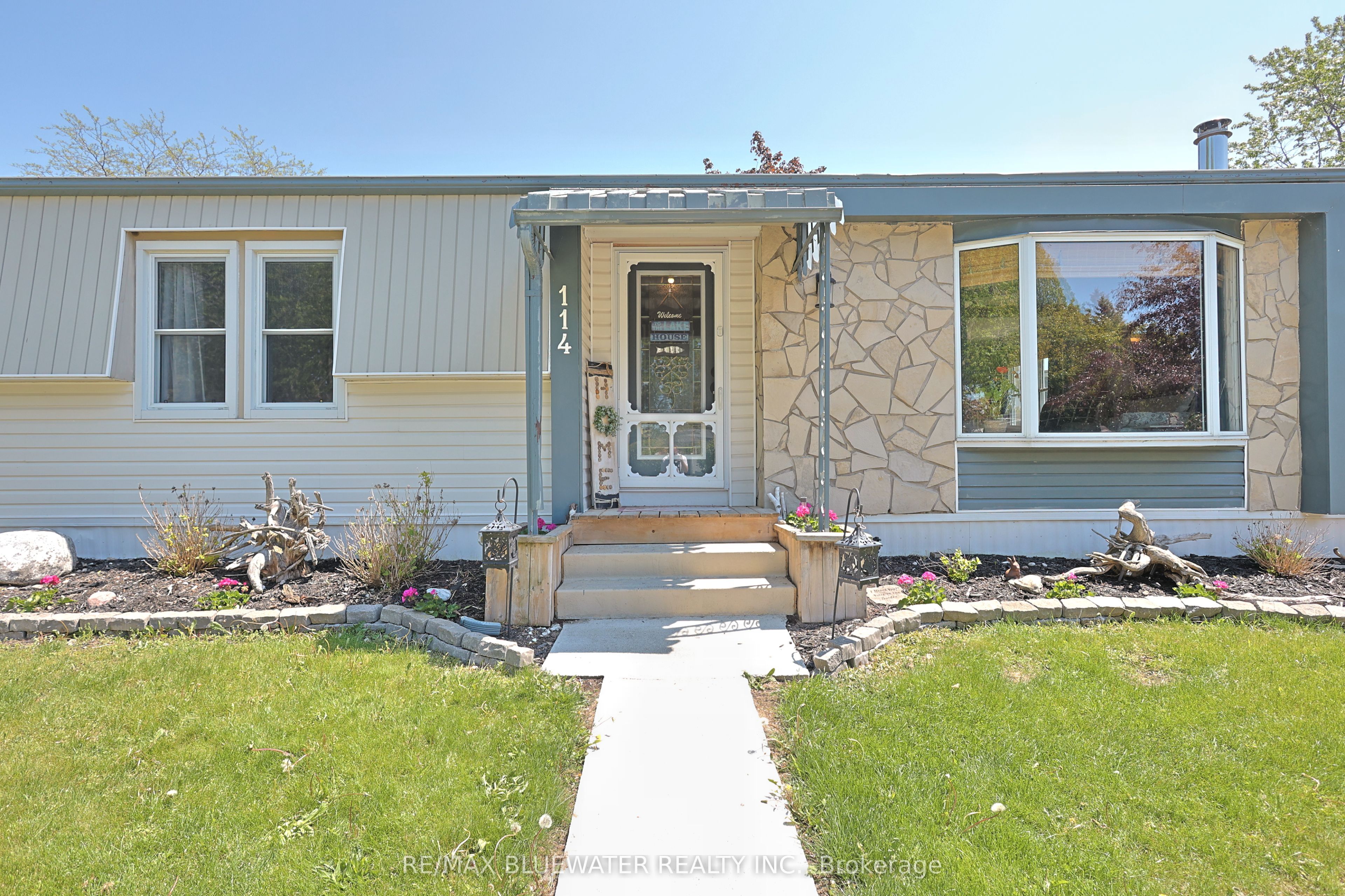 114 Pebble Beach Parkway Property Photo 7