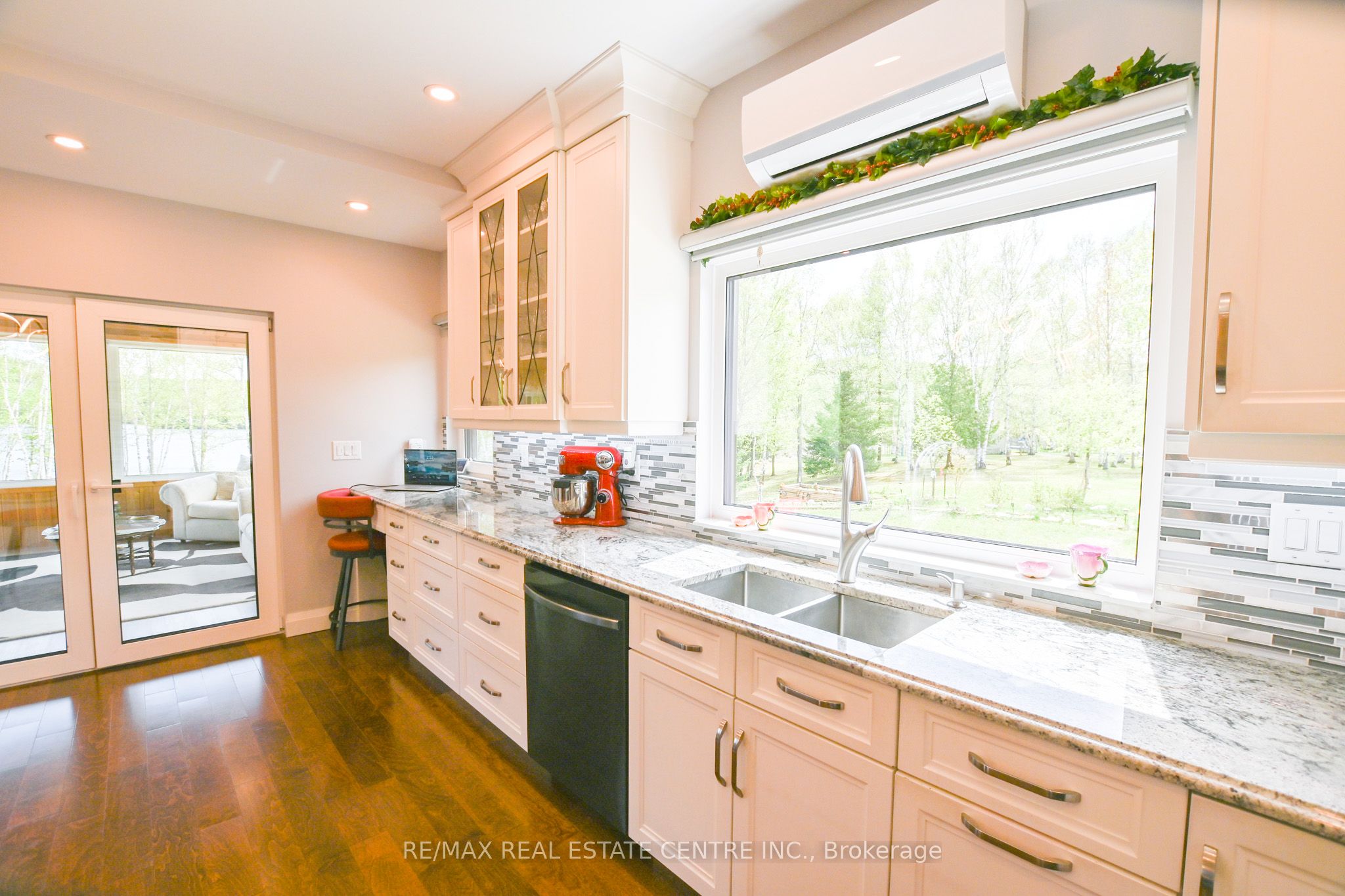 99 Brethour Road Property Photo 8