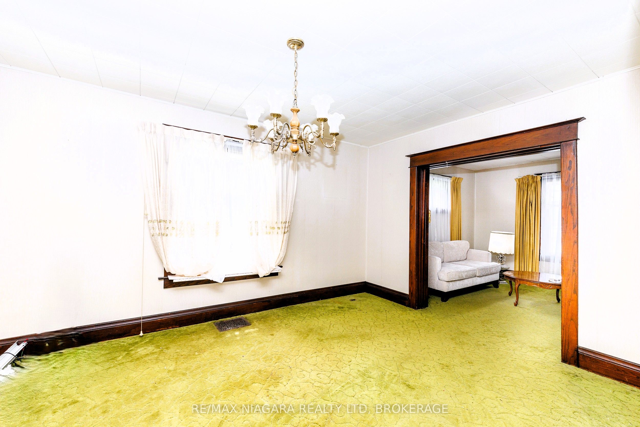 208 Hellems Avenue Property Photo 6