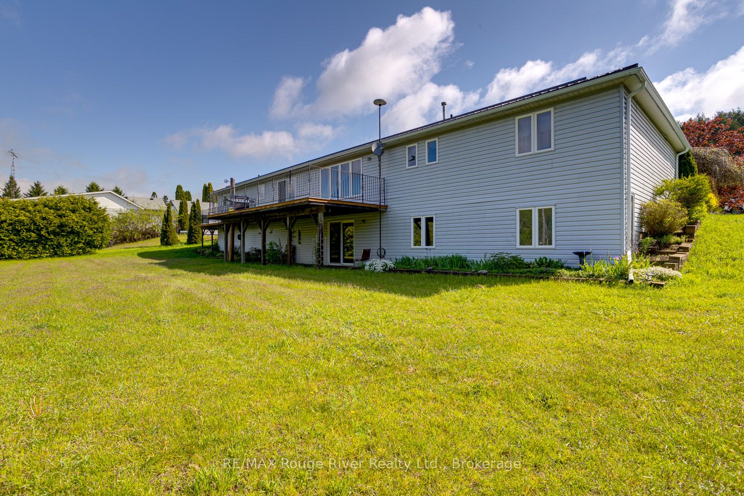 3360 Burnham Street N Property Photo 10