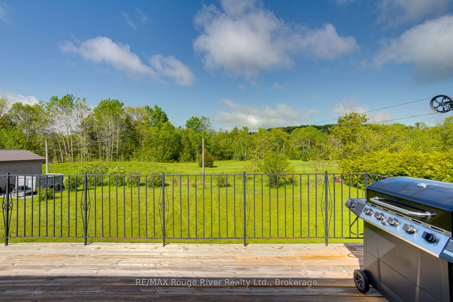 3360 Burnham Street N Property Photo 13