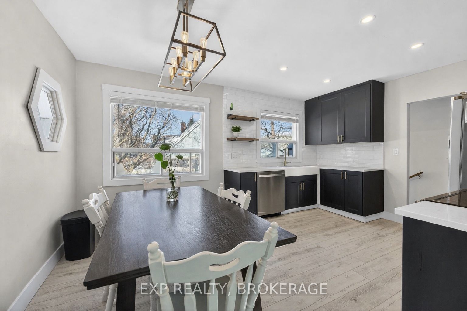 19 Scott Street Property Photo 6