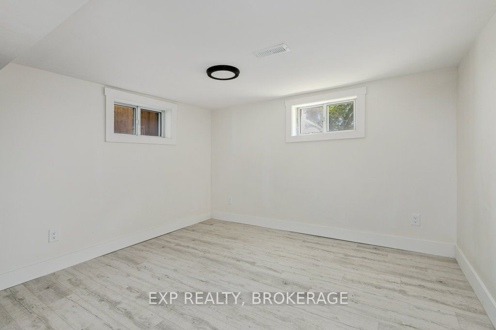19 Scott Street Property Photo 14