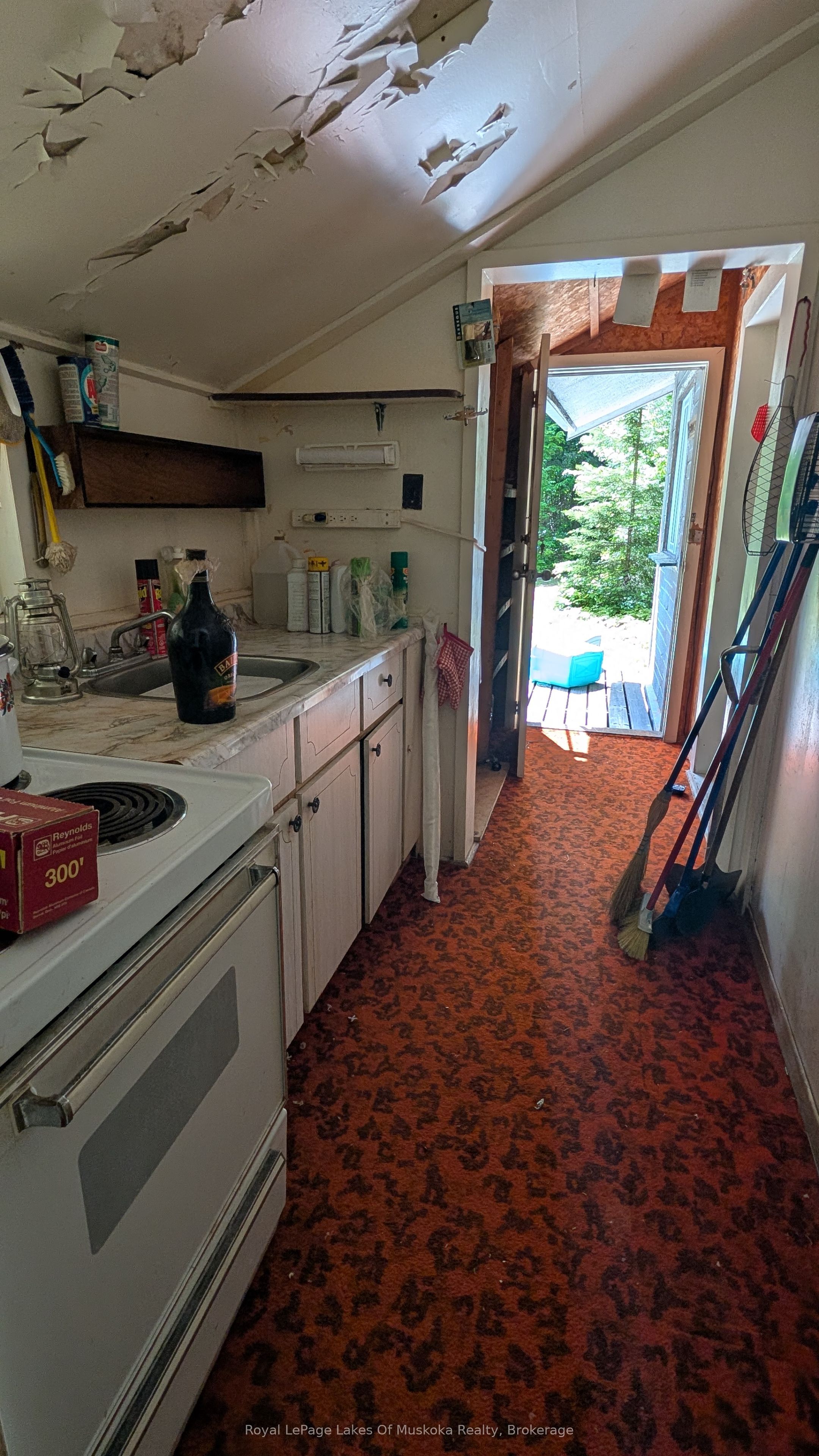 386 Locke's Road Property Photo 32