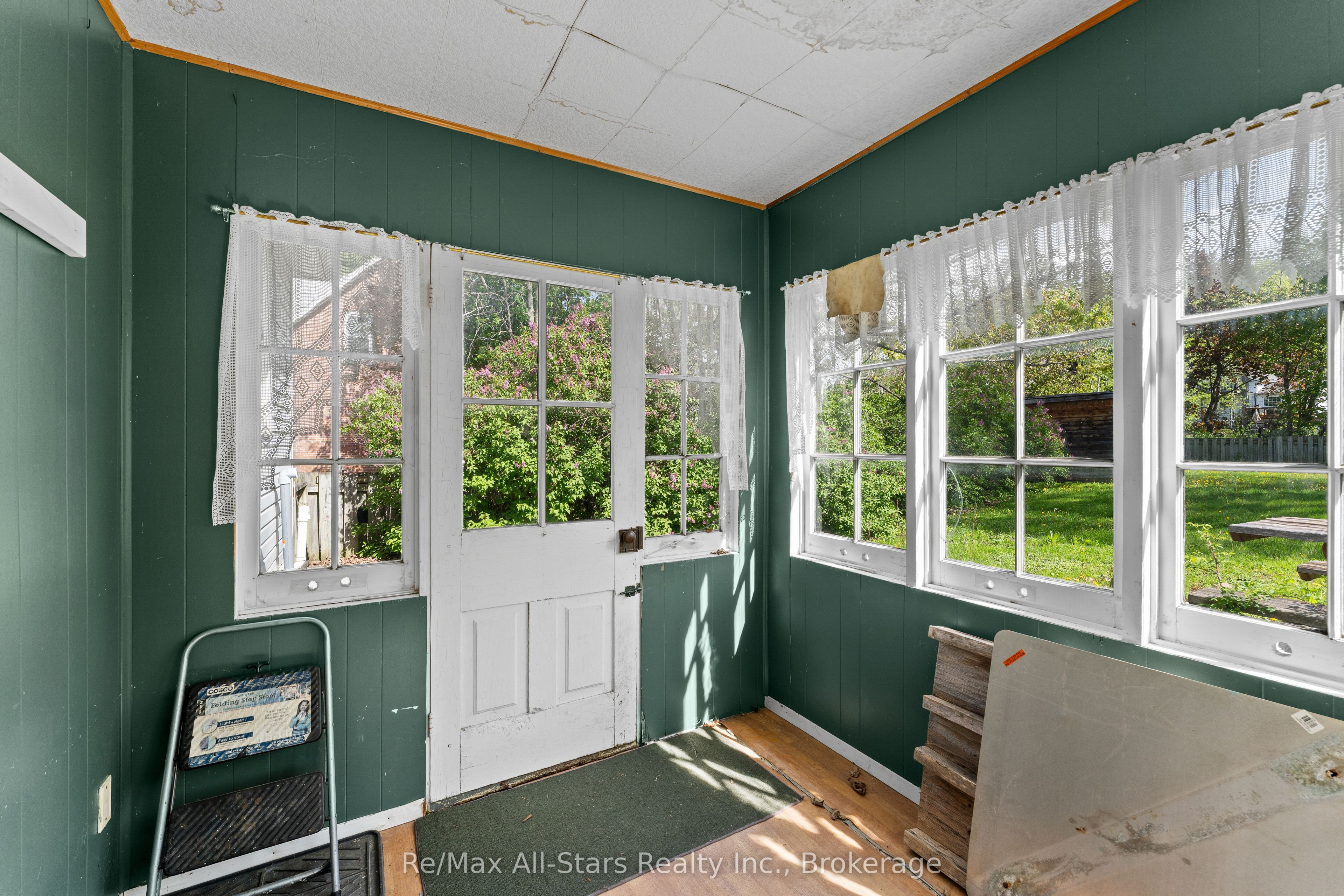 29 Francis Street E Property Photo 19