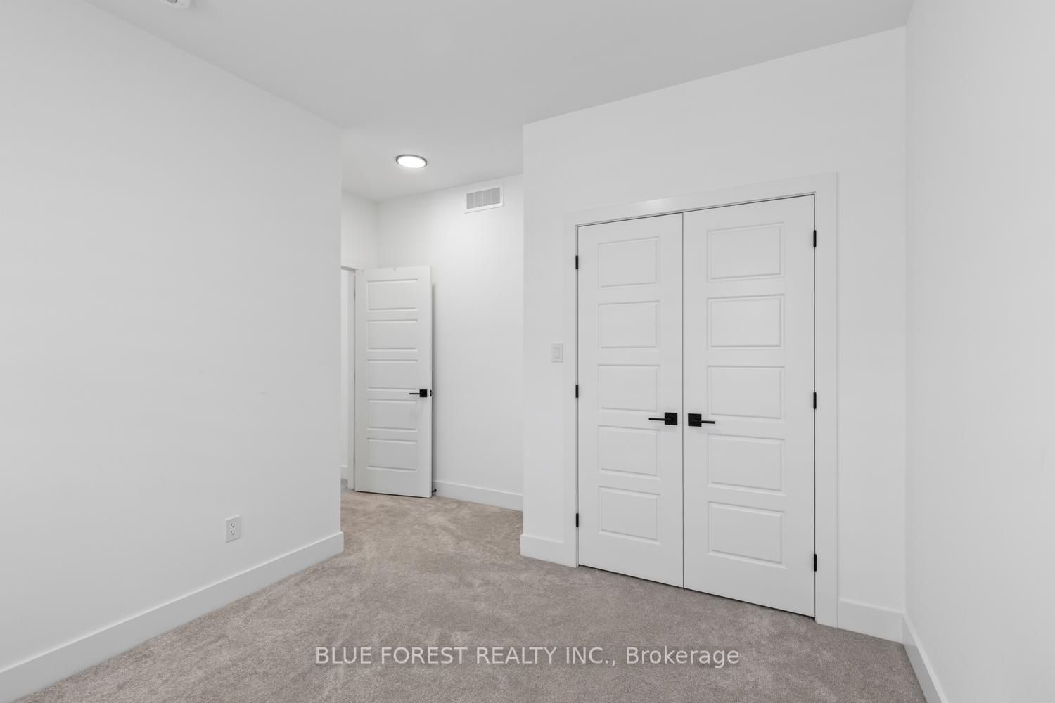 37 Evylean Court Property Photo 31