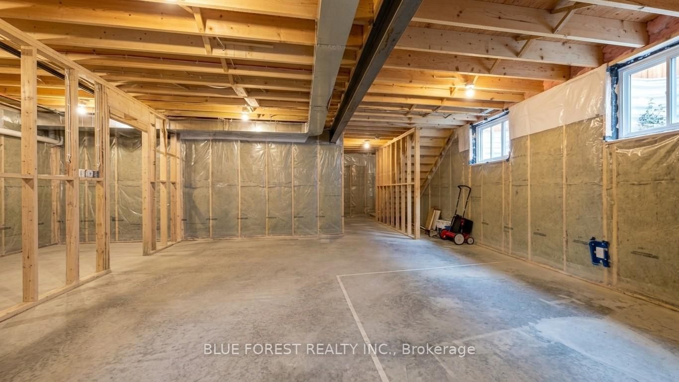 37 Evylean Court Property Photo 40