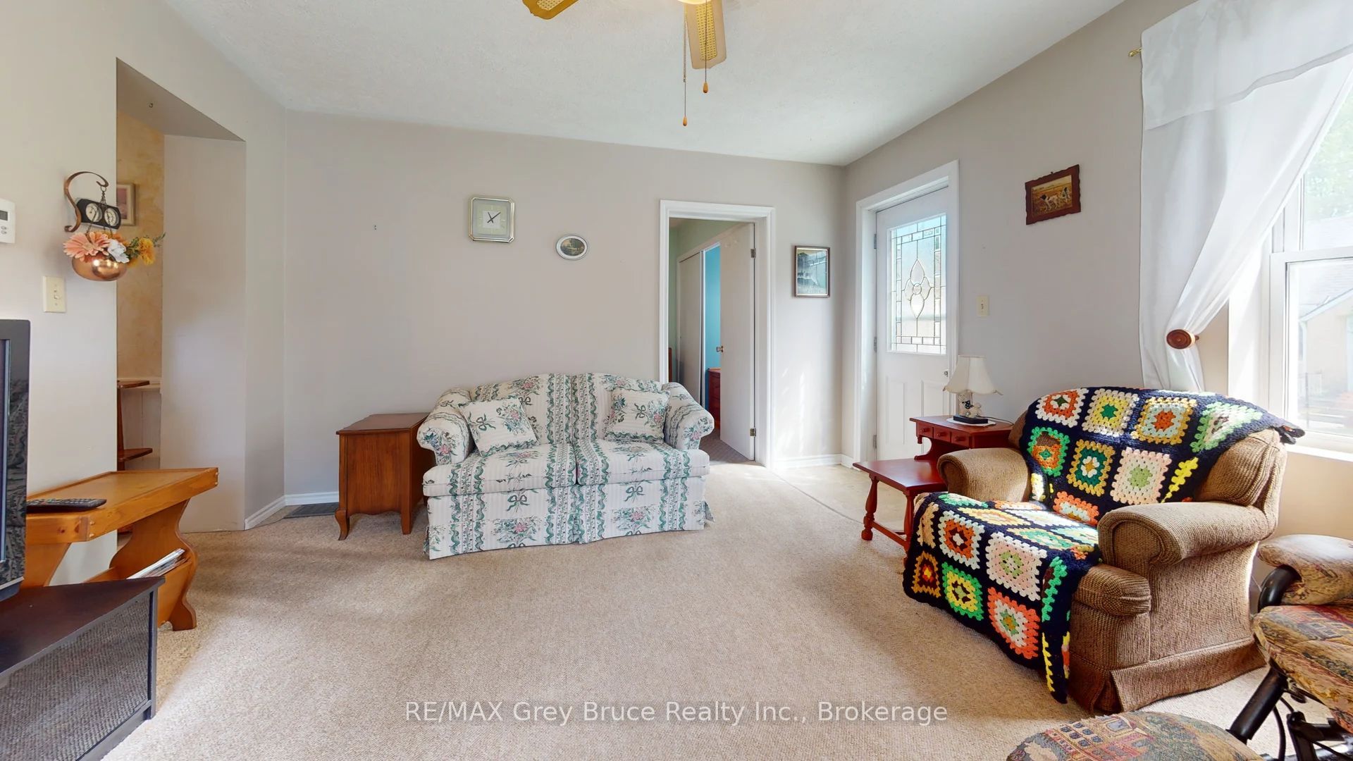 236 2nd Avenue S Property Photo 6