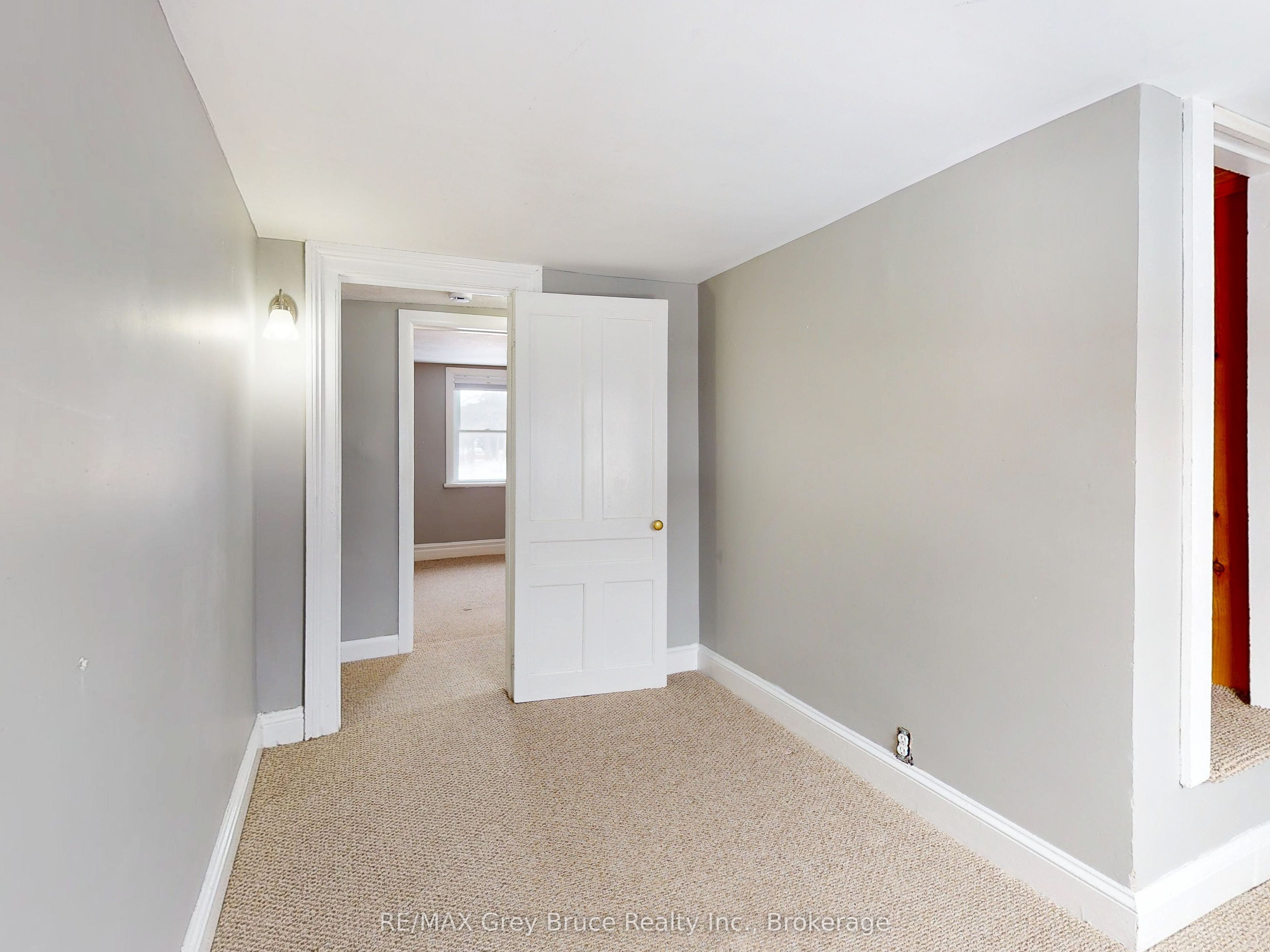 690 8th Street E Property Photo 20