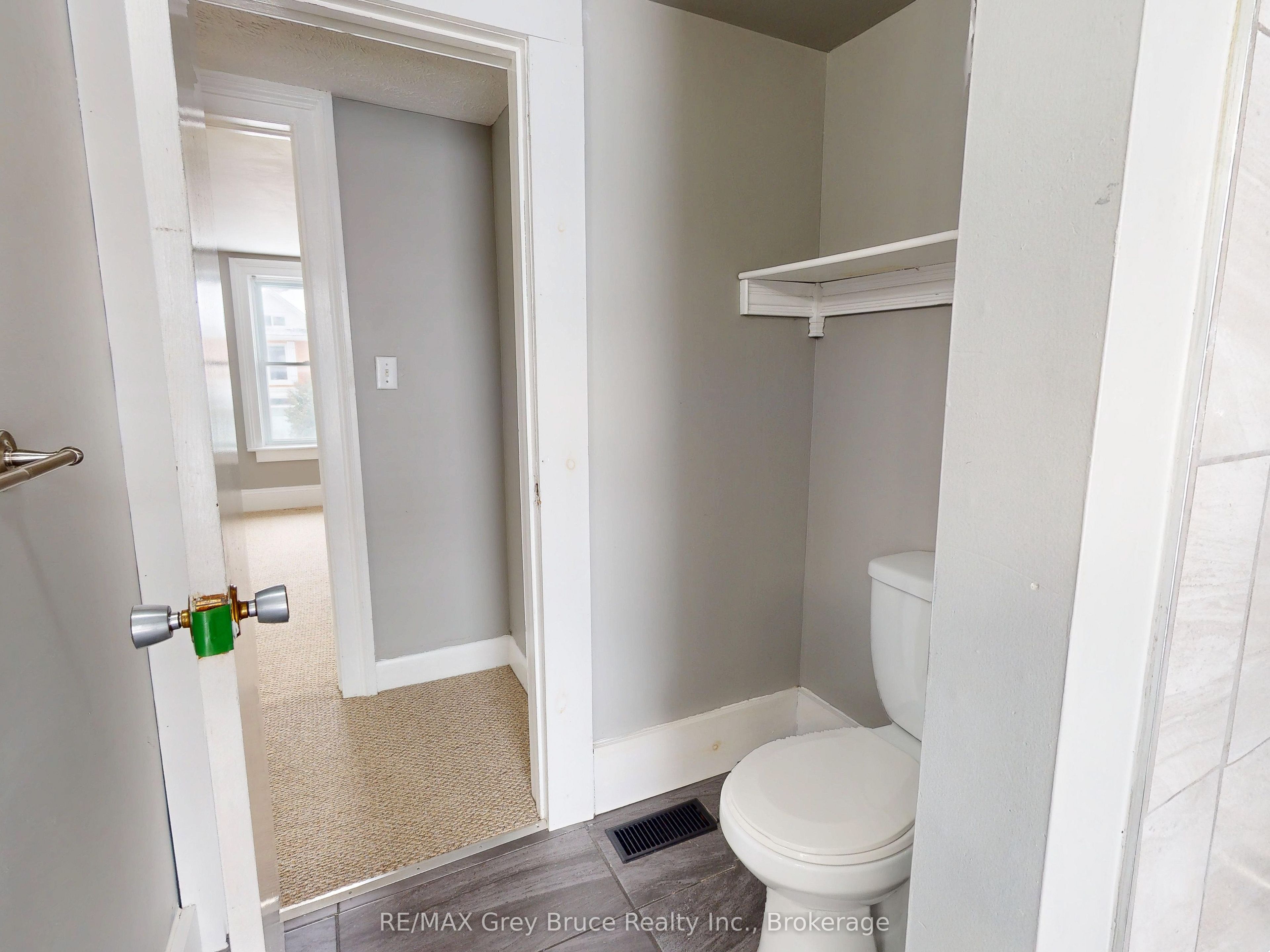 690 8th Street E Property Photo 29