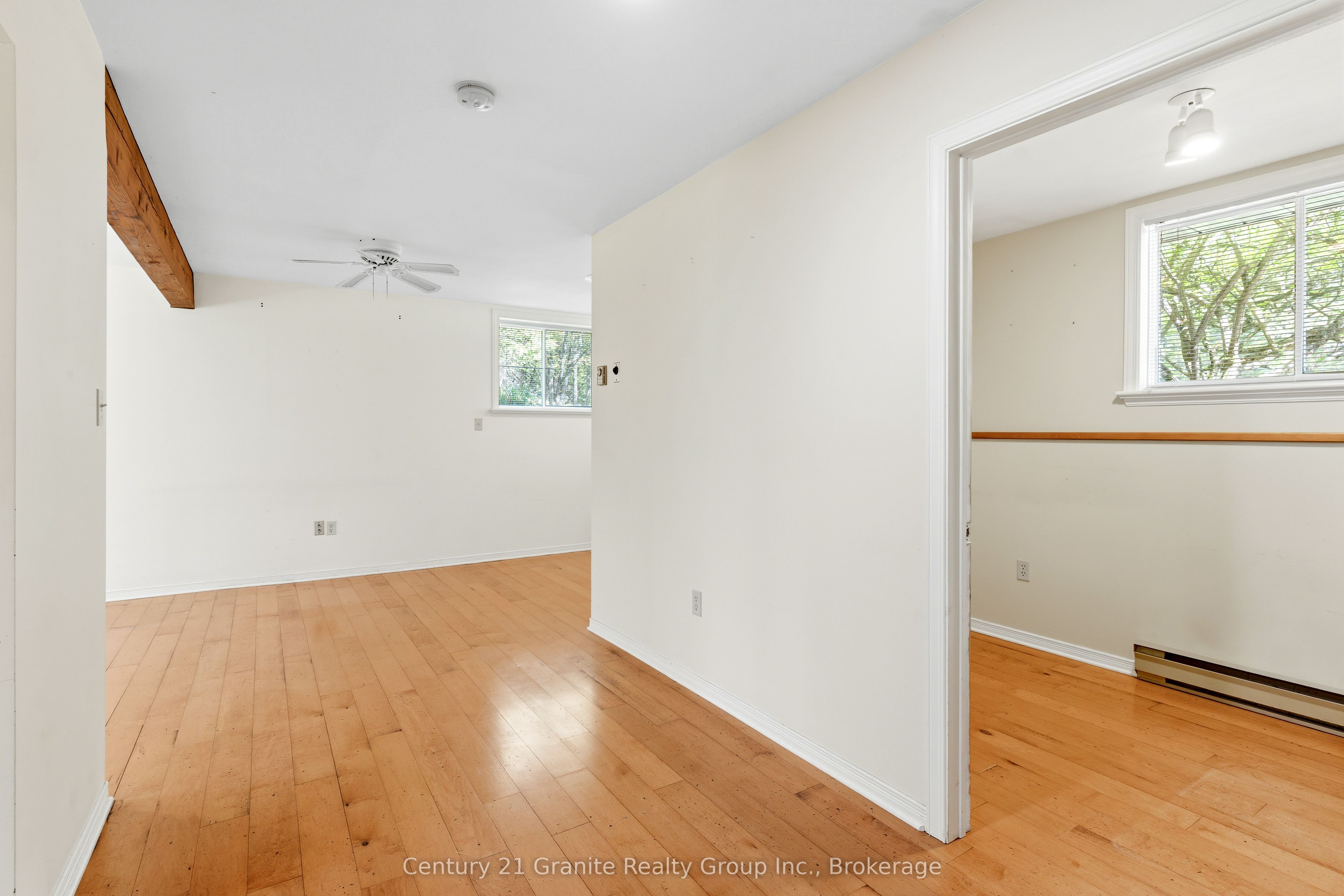 117 Riverside Drive E Property Photo 29