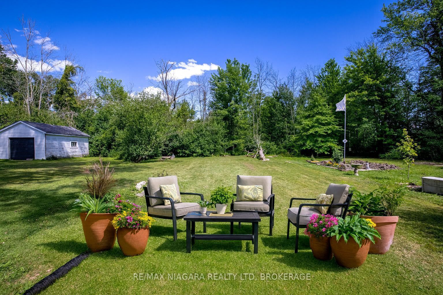 434 Crescent Road Property Photo 3
