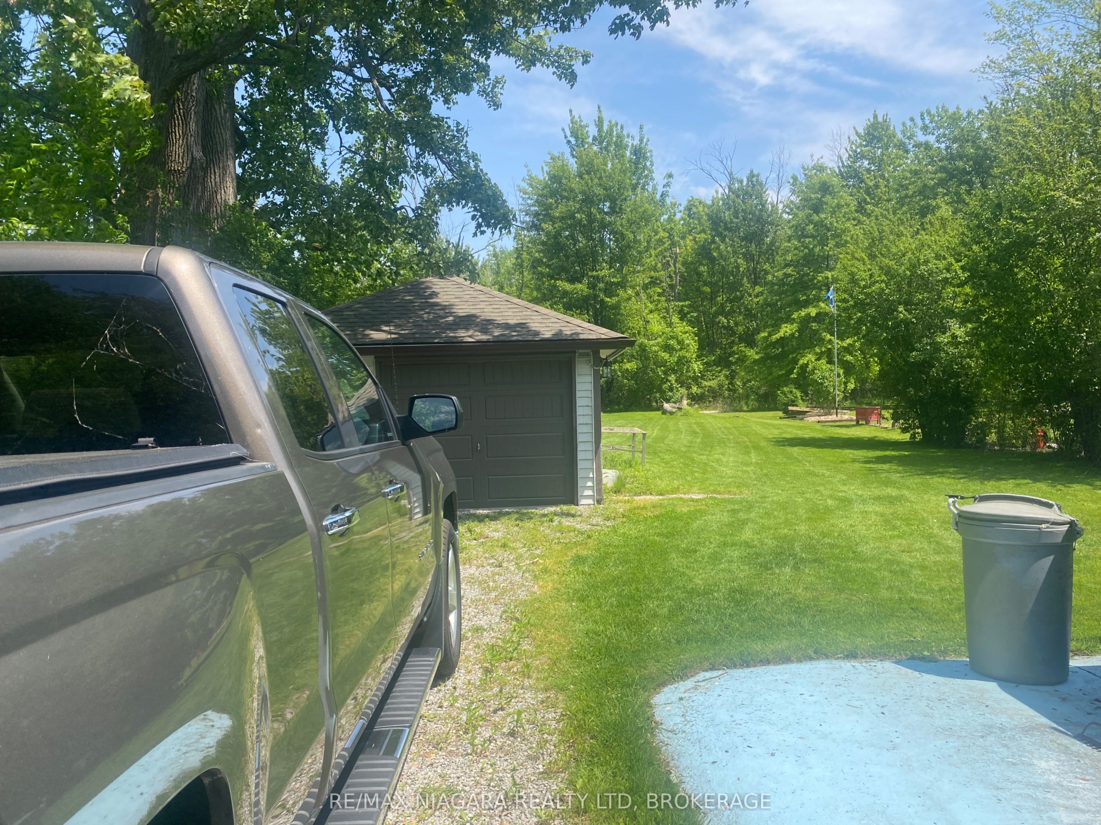 434 Crescent Road Property Photo 11