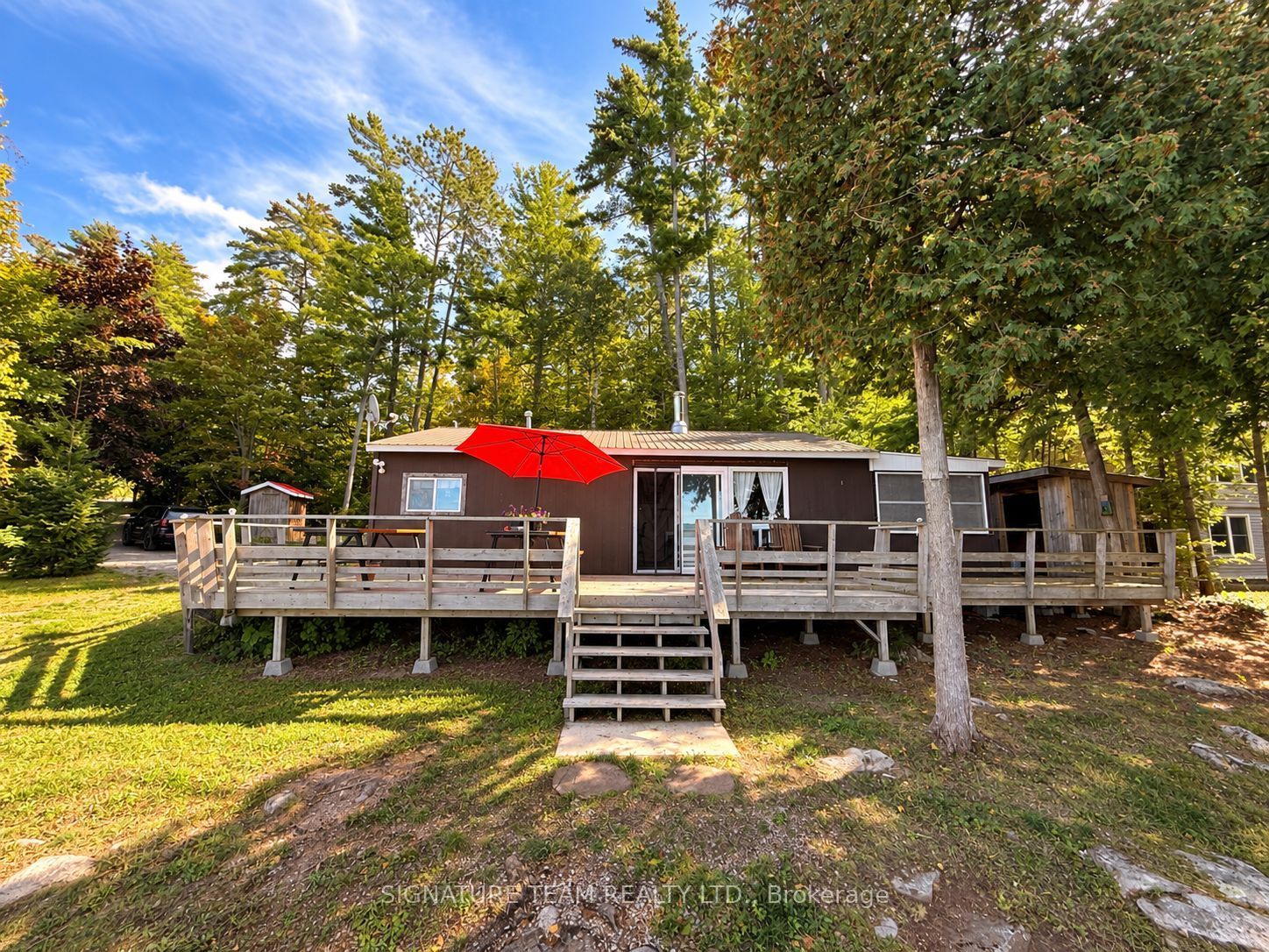 368 B Rocky Point Drive Property Photo 1