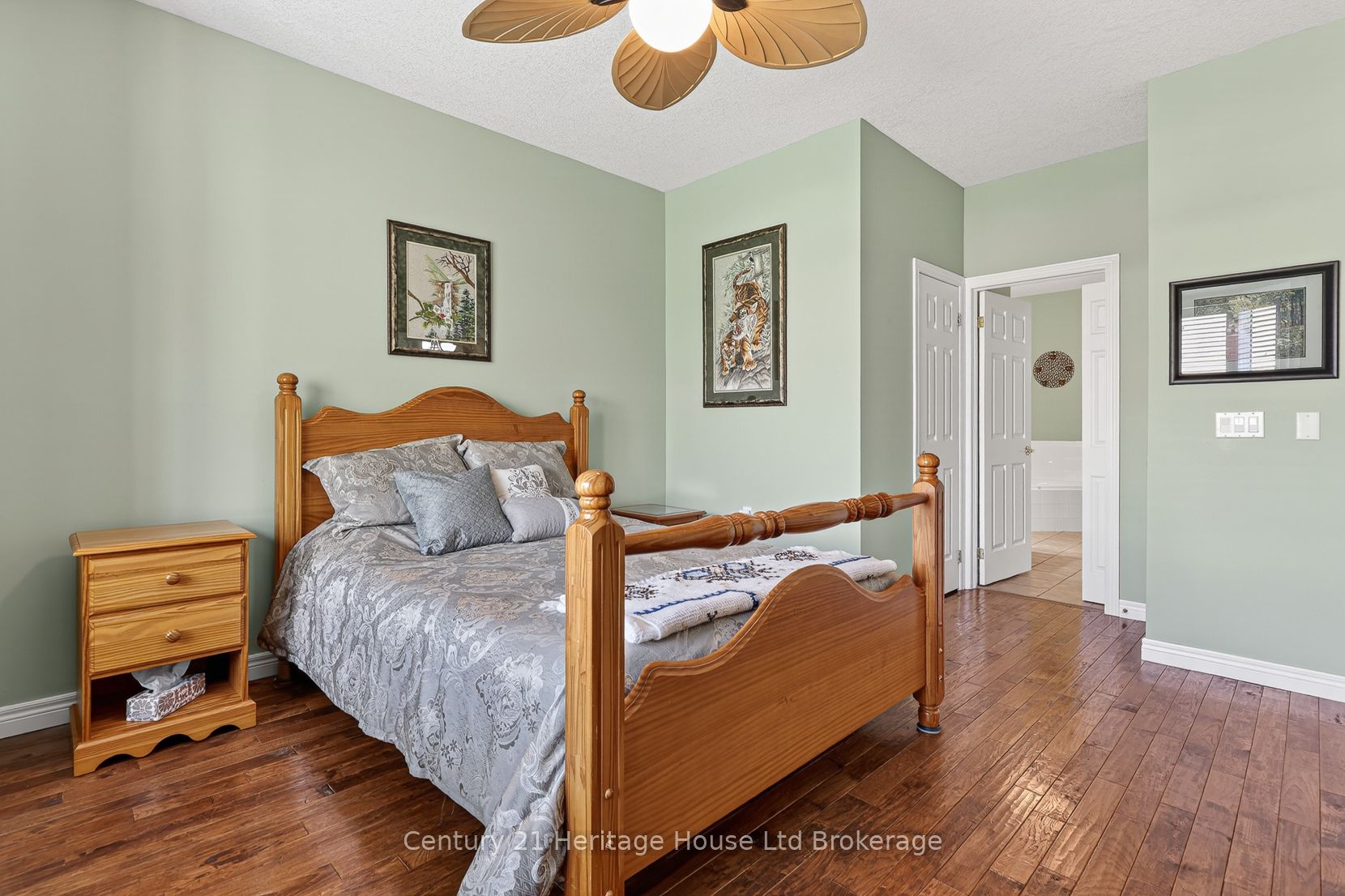450 Lakeview Drive 13 Property Photo 14