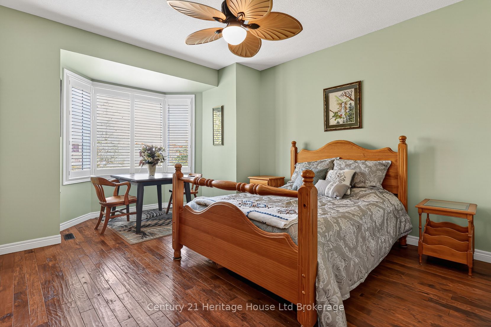 450 Lakeview Drive 13 Property Photo 15