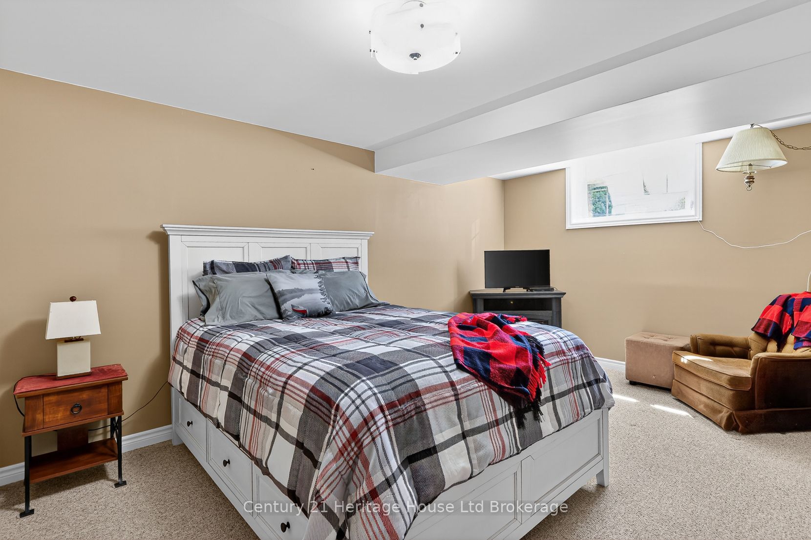 450 Lakeview Drive 13 Property Photo 26