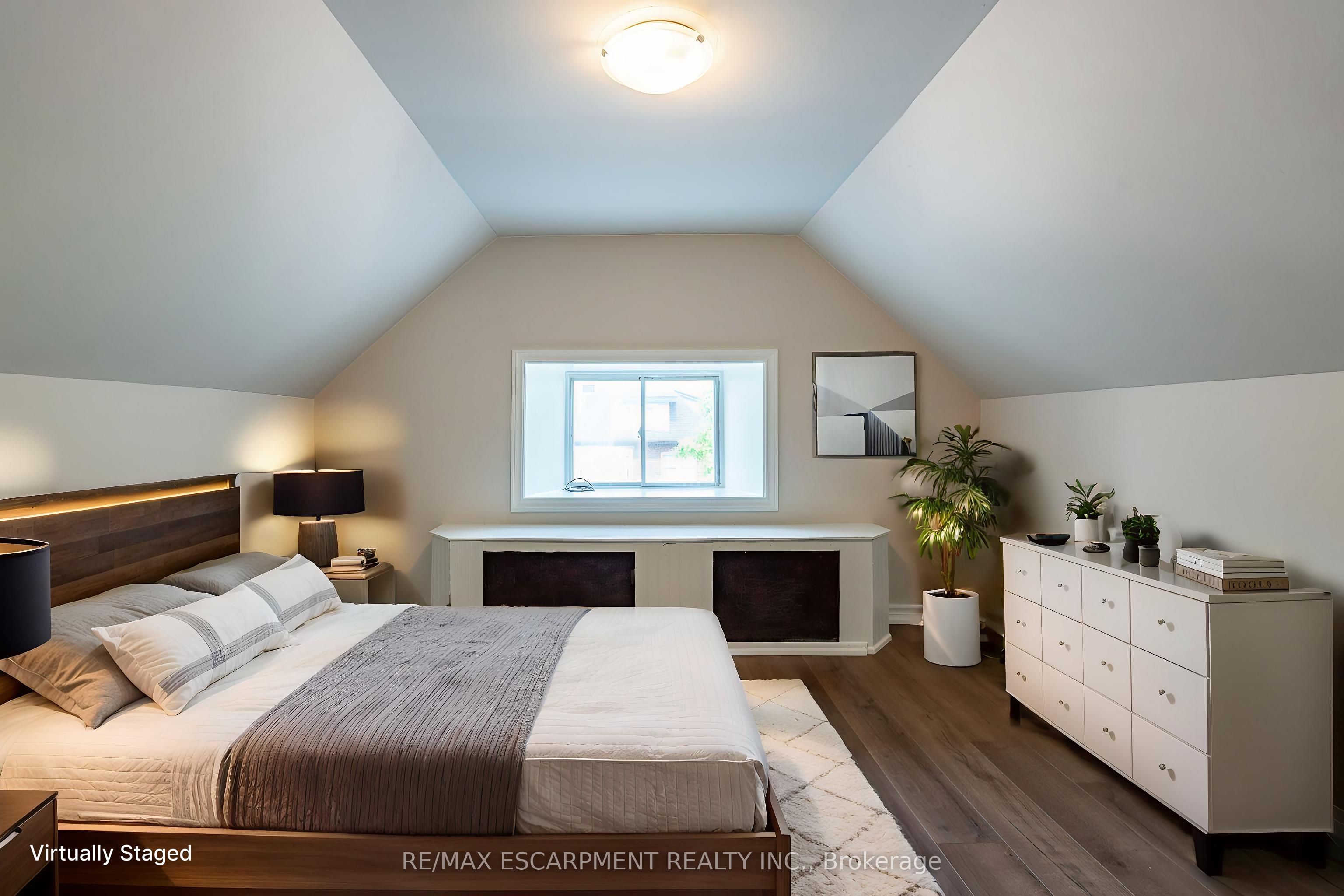 89 Carrick Avenue 3 Property Photo 12