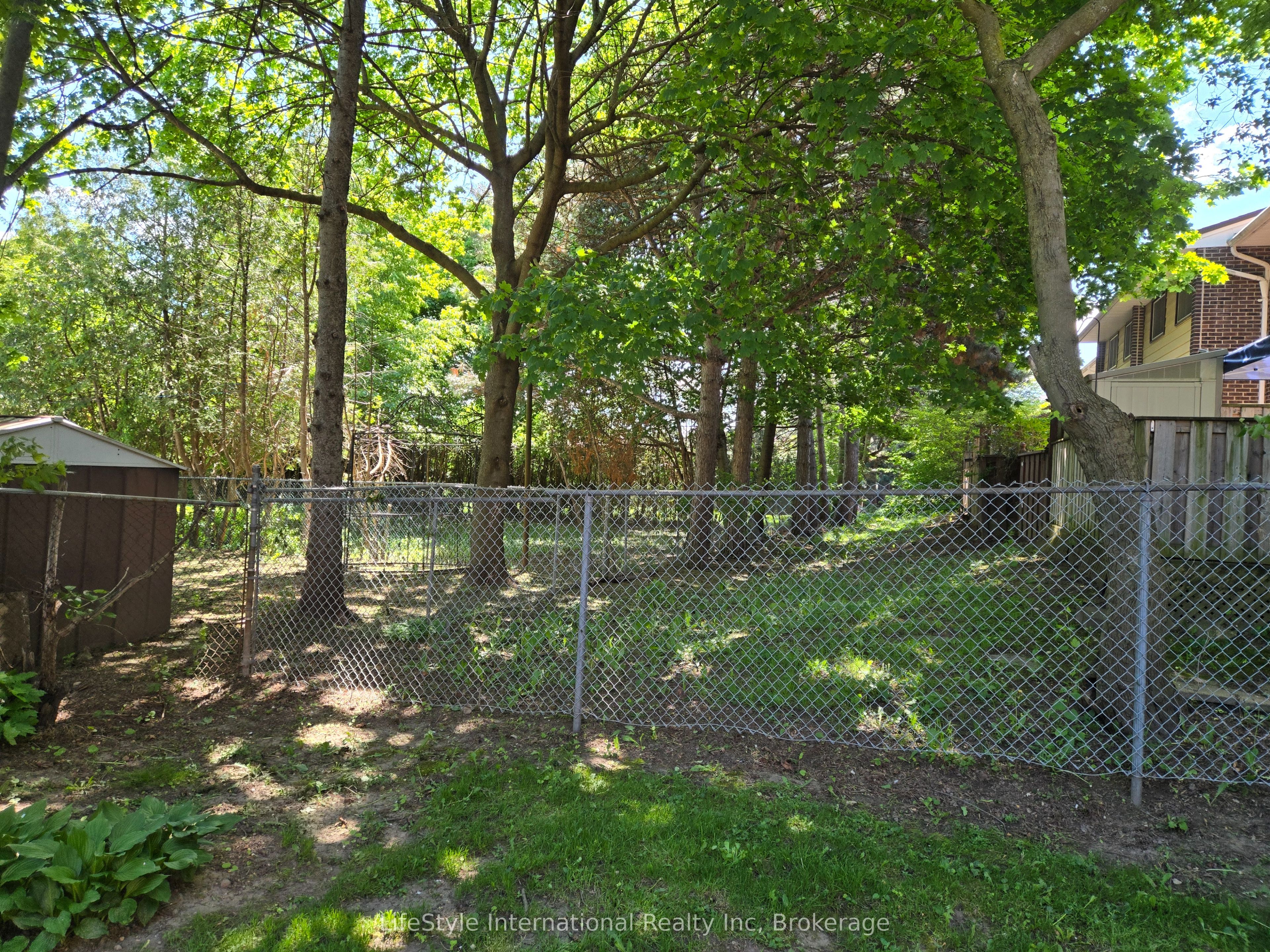 201 Silvercreek Parkway N 16 Property Photo 33