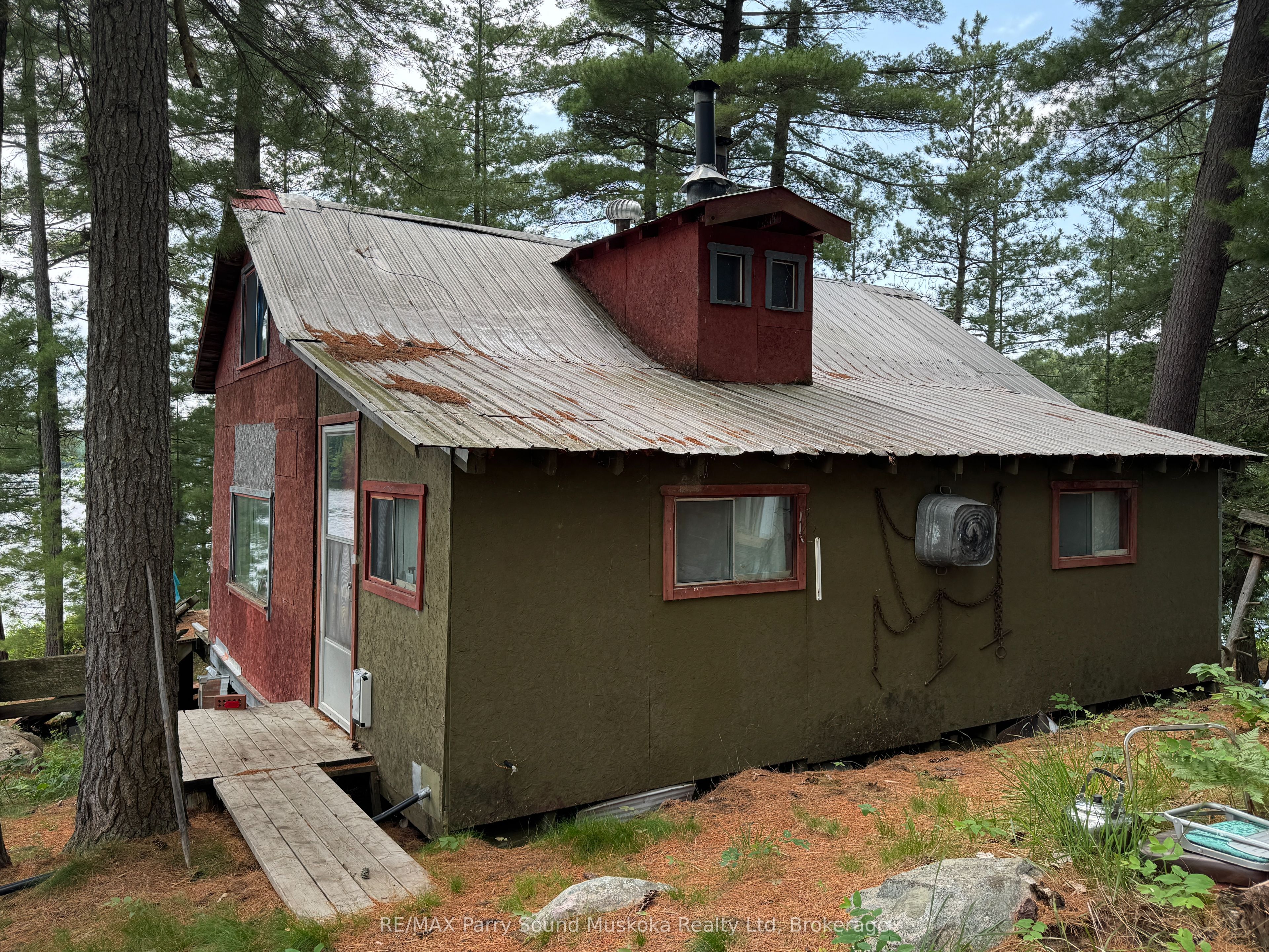 2 Wolf River Property Photo 2