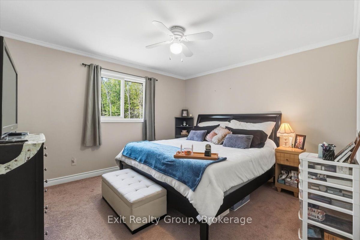 139 Marble Point Road Property Photo 11